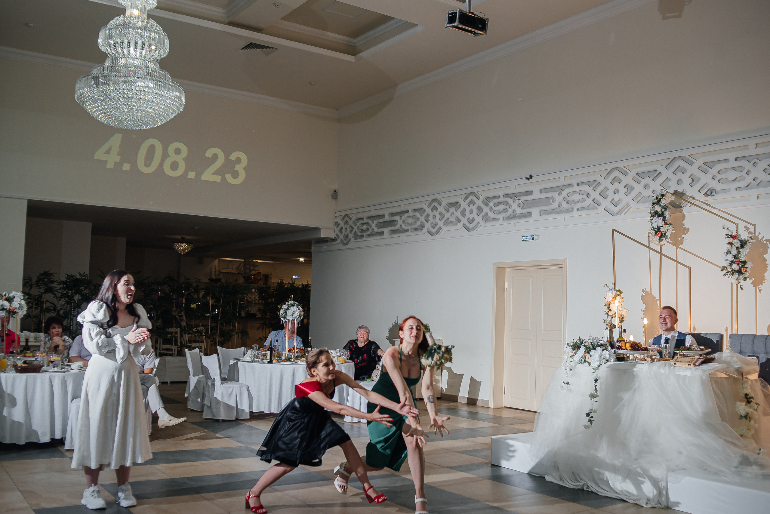 Вячеслав и Александра. Свадебные фотограф и видеограф в Саратове