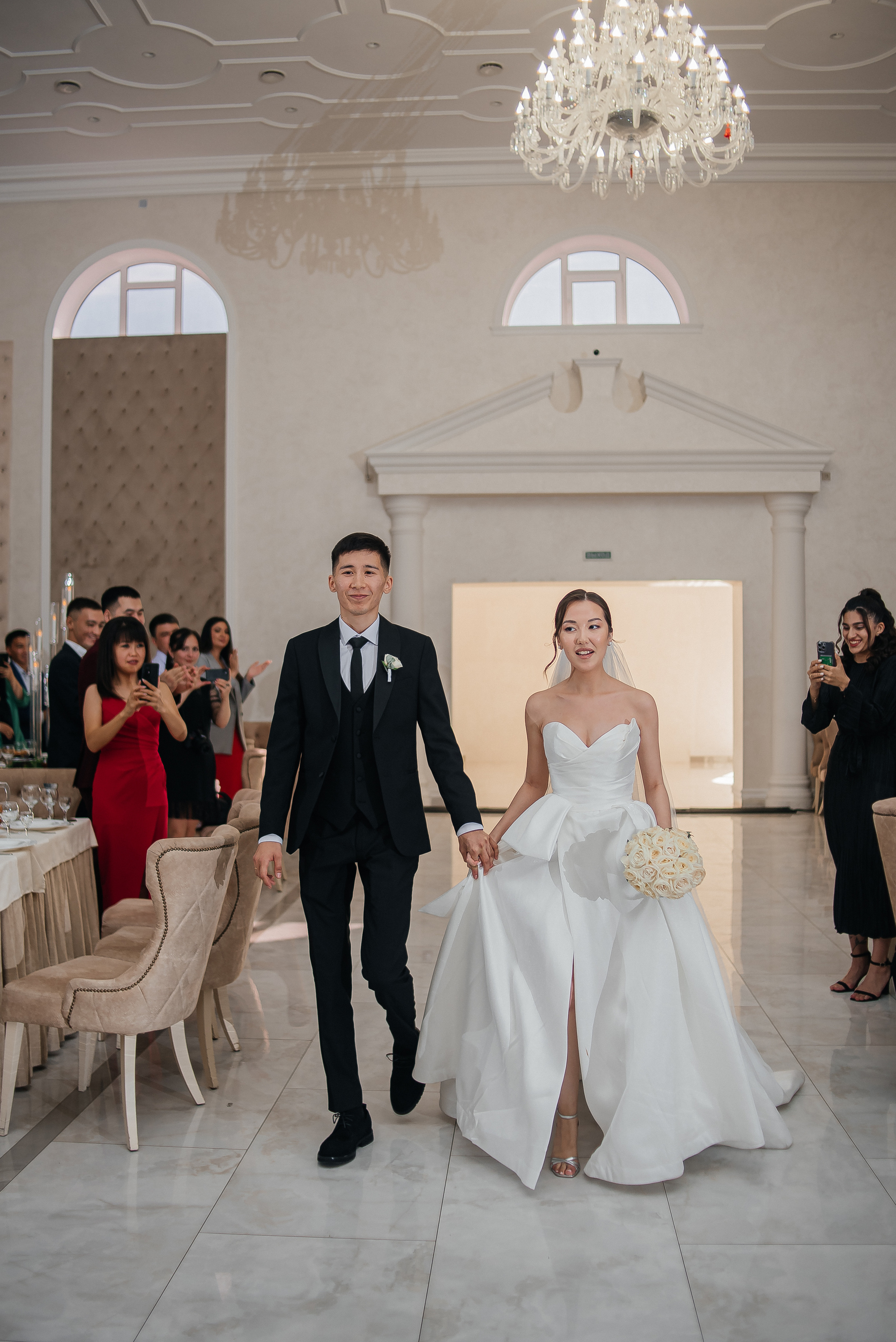 Дамир и Елизавета. Свадебные фотограф и видеограф в Саратове