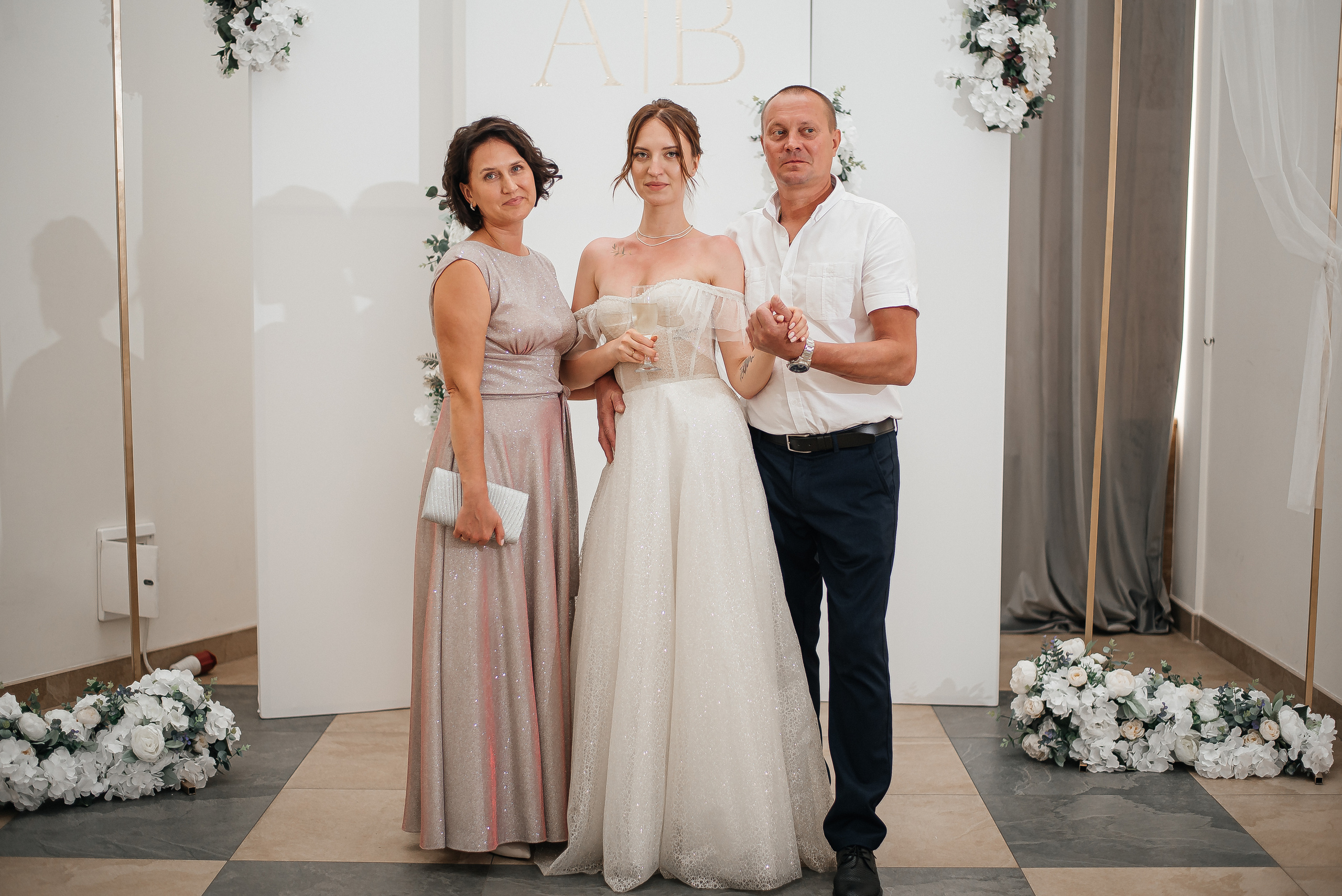 Вячеслав и Александра. Свадебные фотограф и видеограф в Саратове