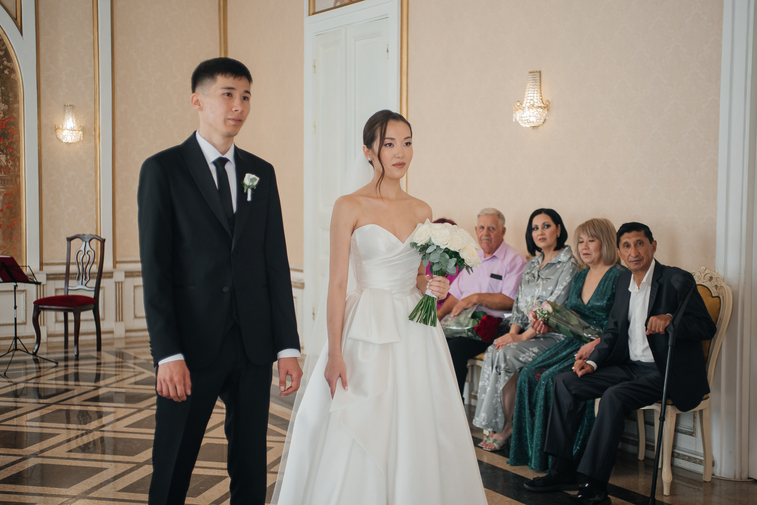 Дамир и Елизавета. Свадебные фотограф и видеограф в Саратове