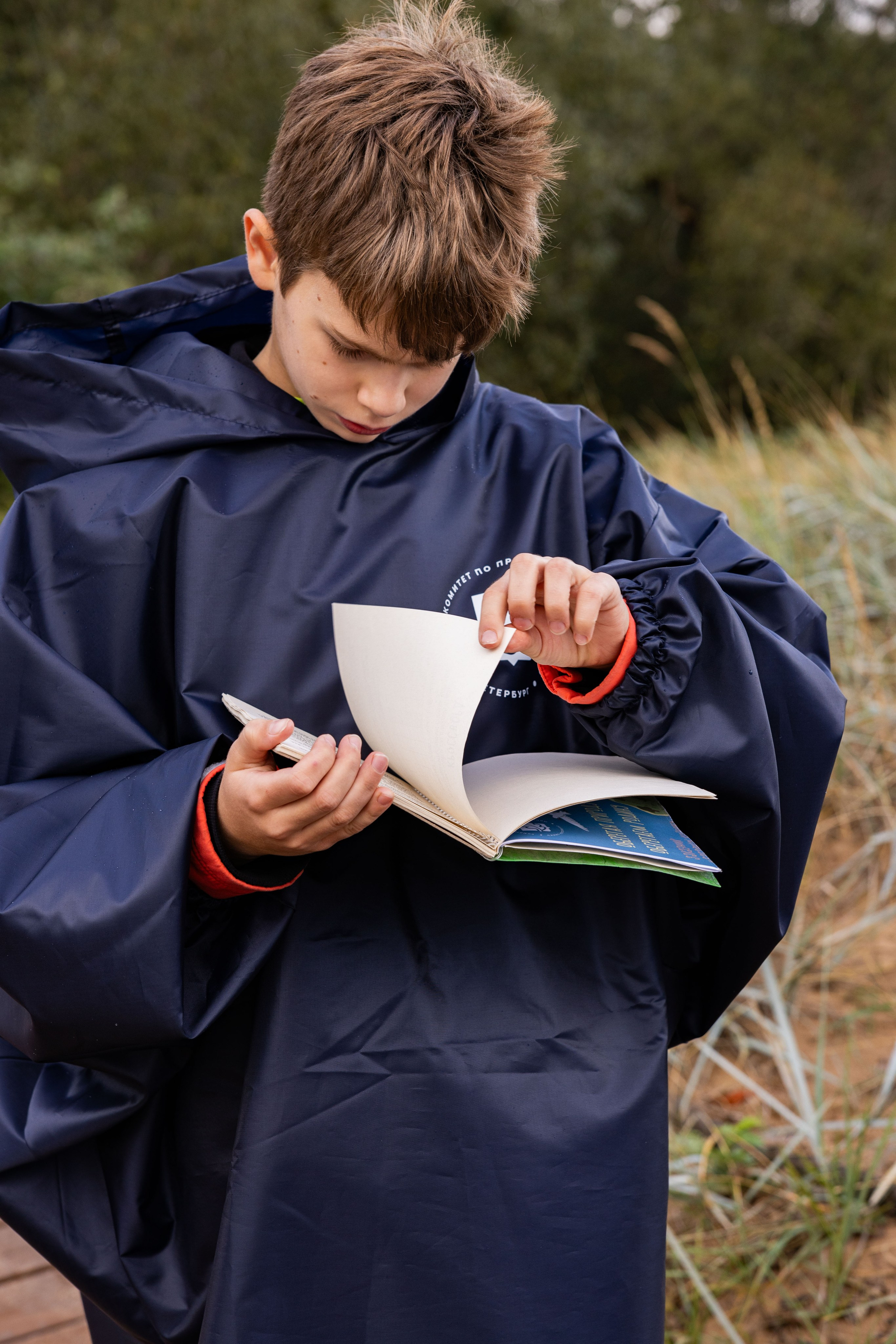 Зеленый пластик. Западный Котлин. Фотограф/видеограф в Санкт-Петербурге Динара Гольдина