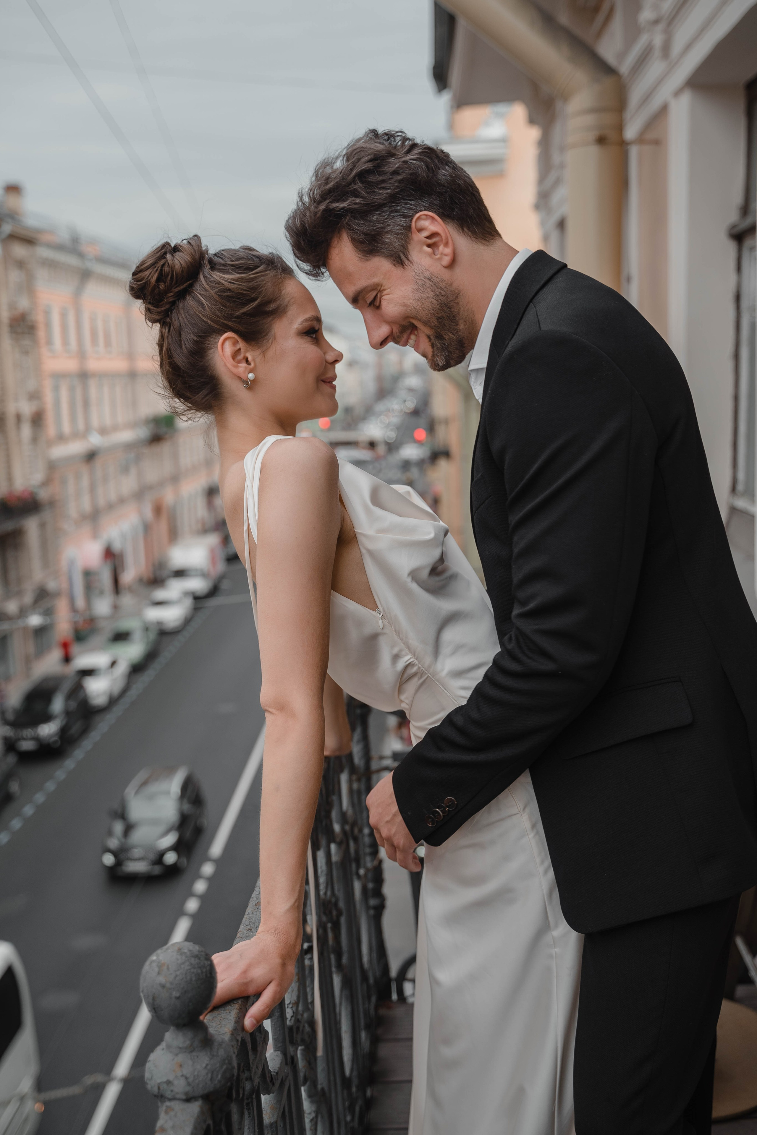 Совместные сборы в одной квартире…. Свадебный фотограф Казань Анастасия Доле