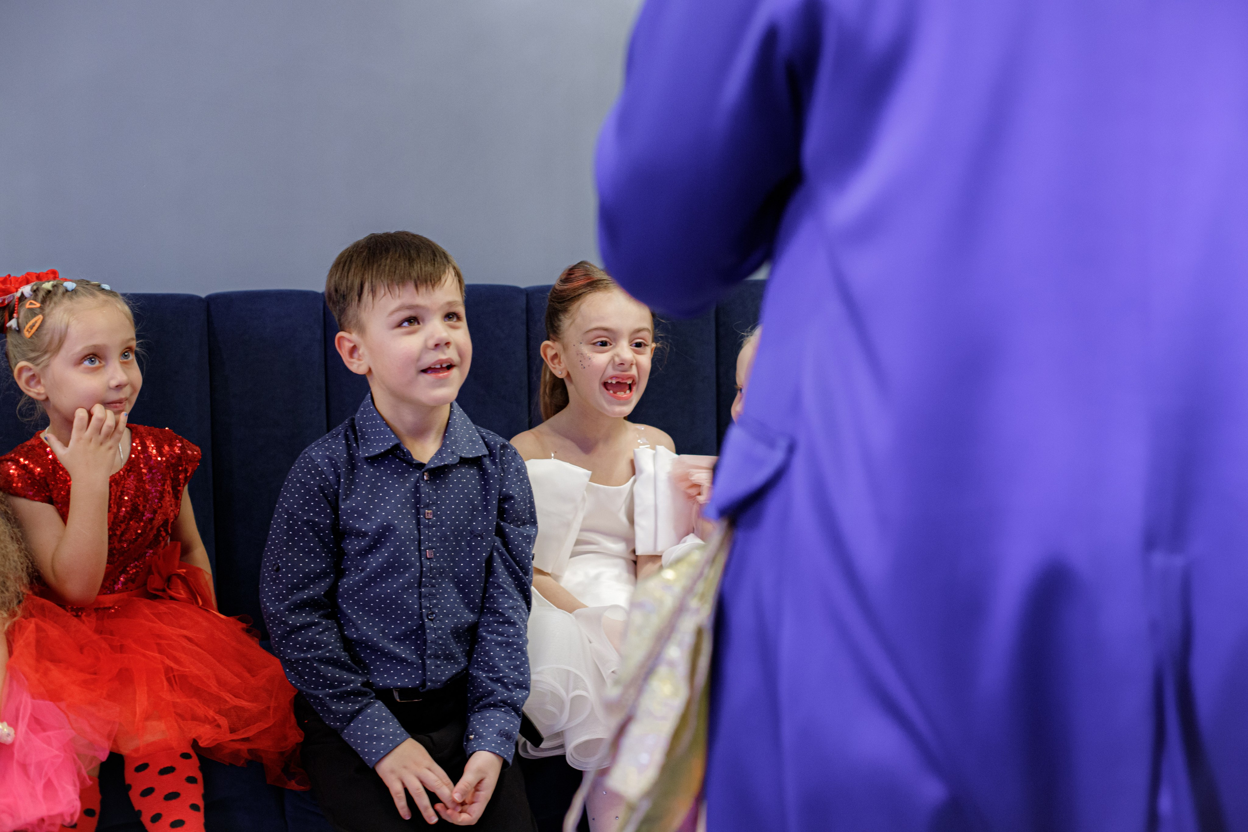 ASIA'S BIRTHDAY PARTY. Photokarish