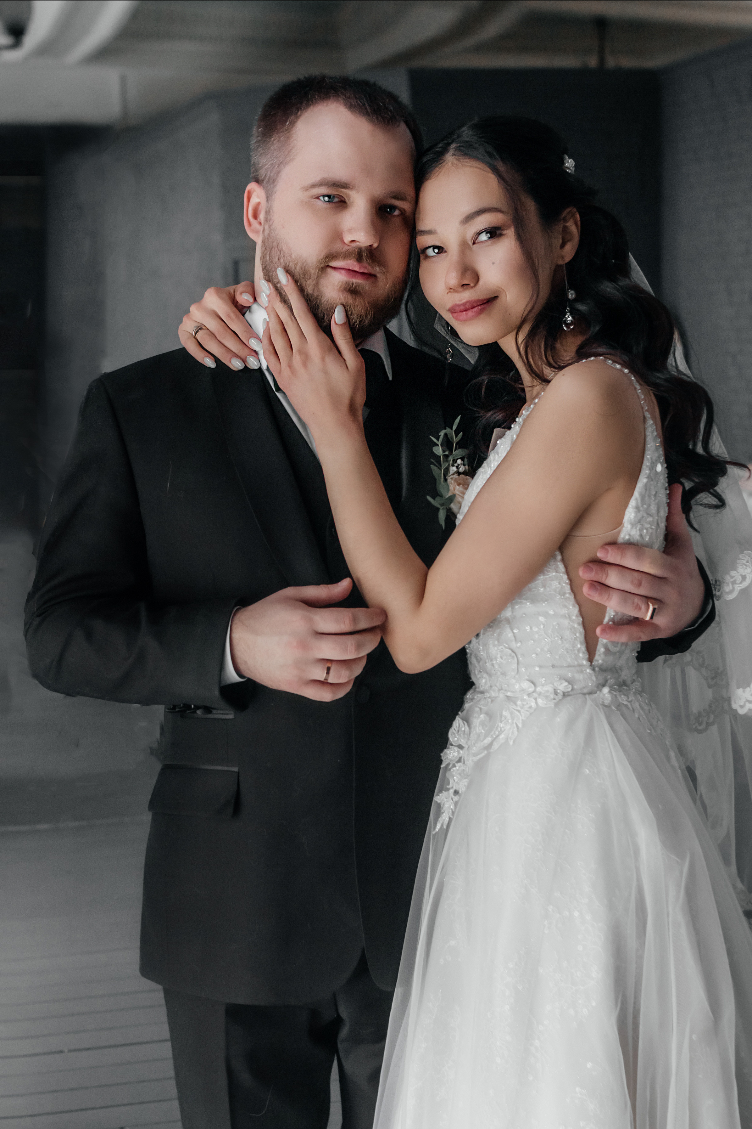 Свадебная прогулка в фотостудии Акт первый и регистрация брака в Автозаводском Доме Бракосочетания. Свадебный фотограф и фотограф Love-Store в Нижнем Новгороде Анастасия