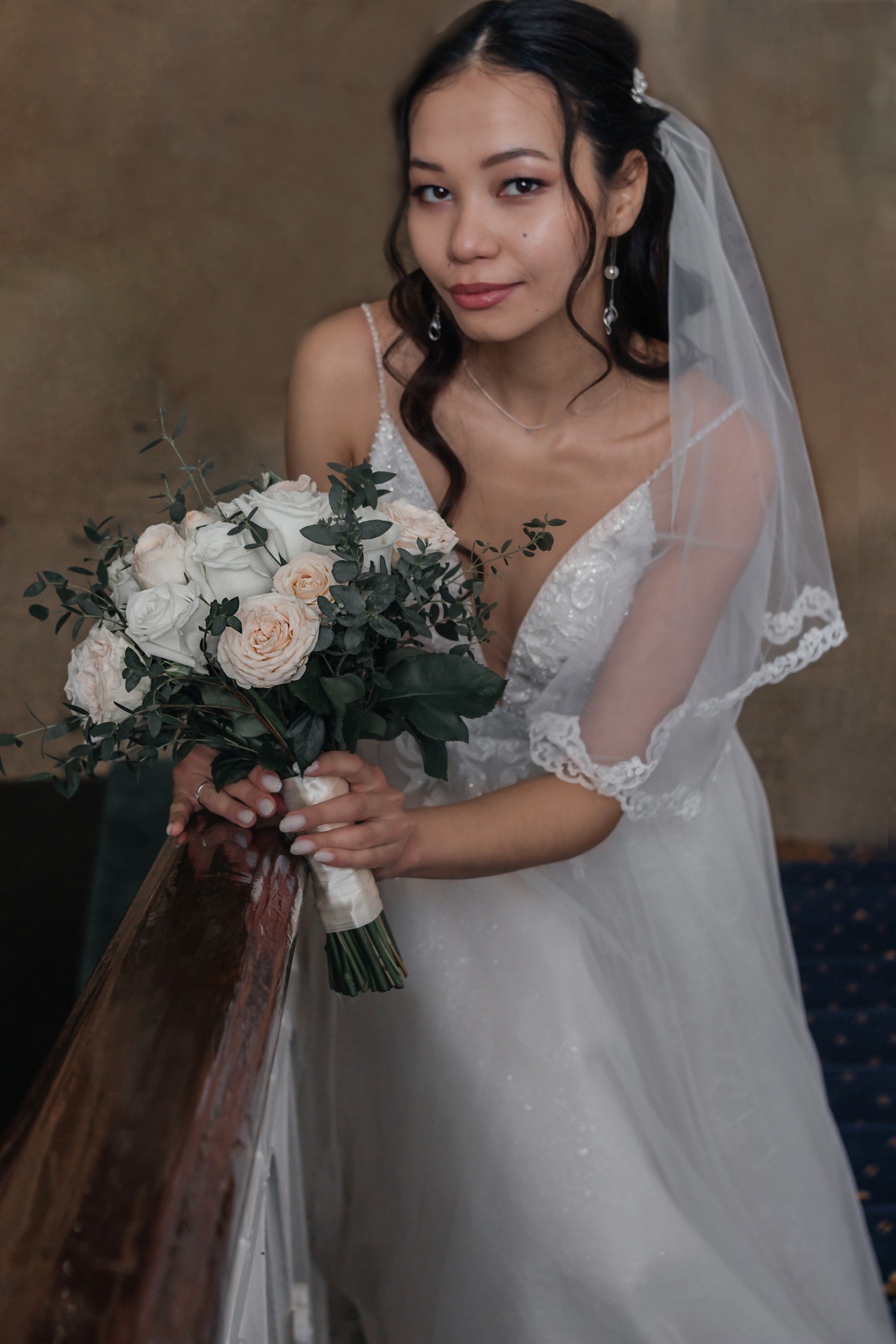 Свадебная прогулка в фотостудии Акт первый и регистрация брака в Автозаводском Доме Бракосочетания. Свадебный фотограф и фотограф Love-Store в Нижнем Новгороде Анастасия