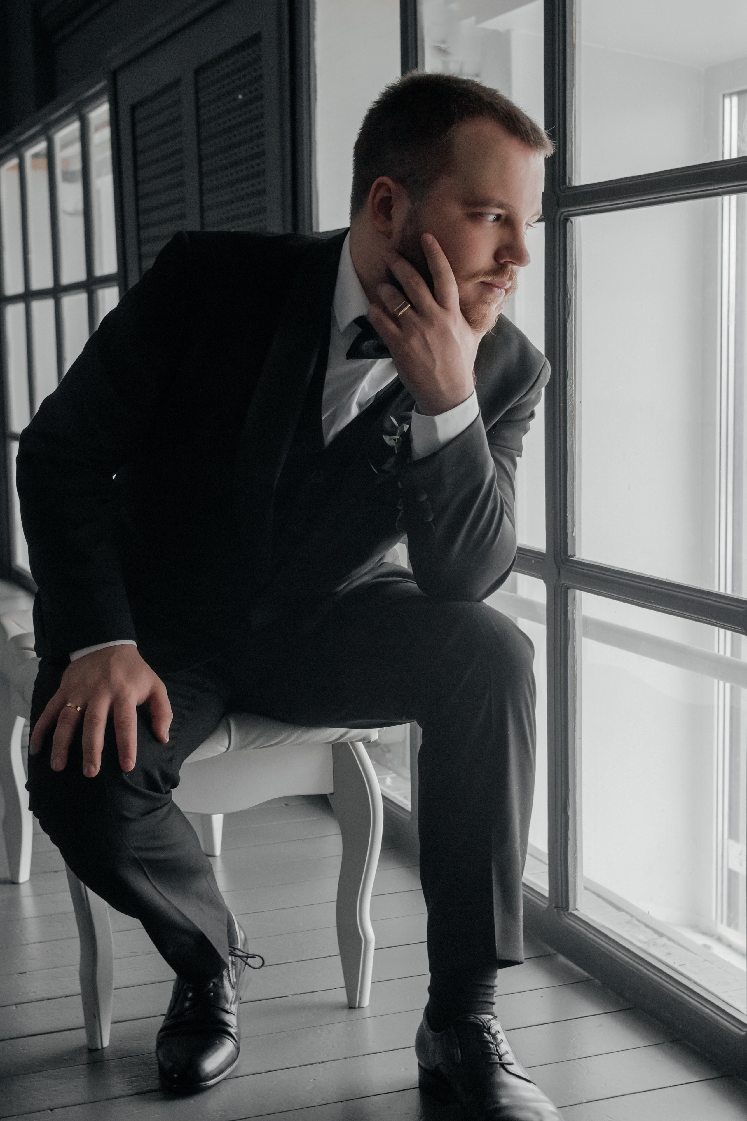 Свадебная прогулка в фотостудии Акт первый и регистрация брака в Автозаводском Доме Бракосочетания. Свадебный фотограф и фотограф Love-Store в Нижнем Новгороде Анастасия