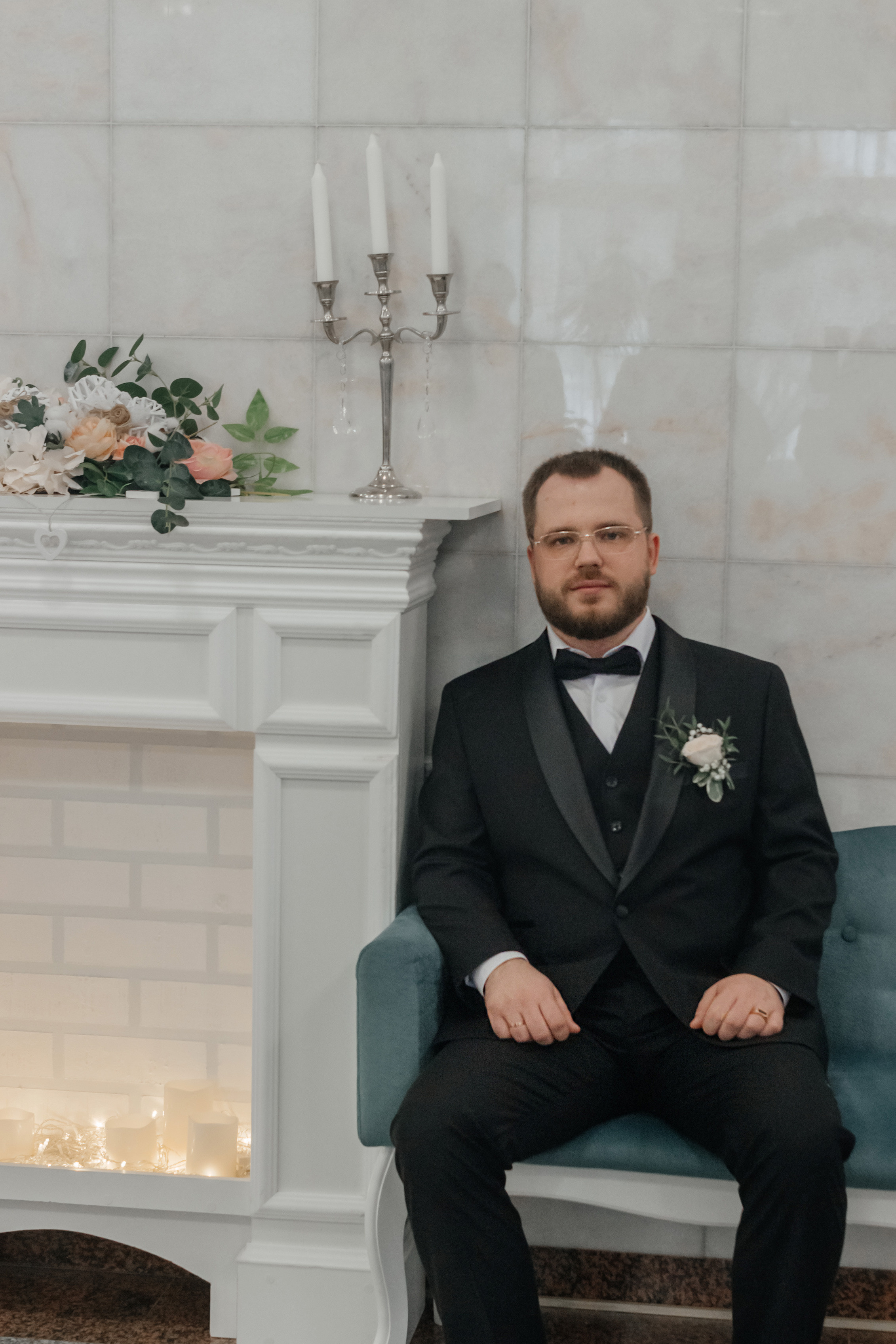 Свадебная прогулка в фотостудии Акт первый и регистрация брака в Автозаводском Доме Бракосочетания. Свадебный фотограф и фотограф Love-Store в Нижнем Новгороде Анастасия