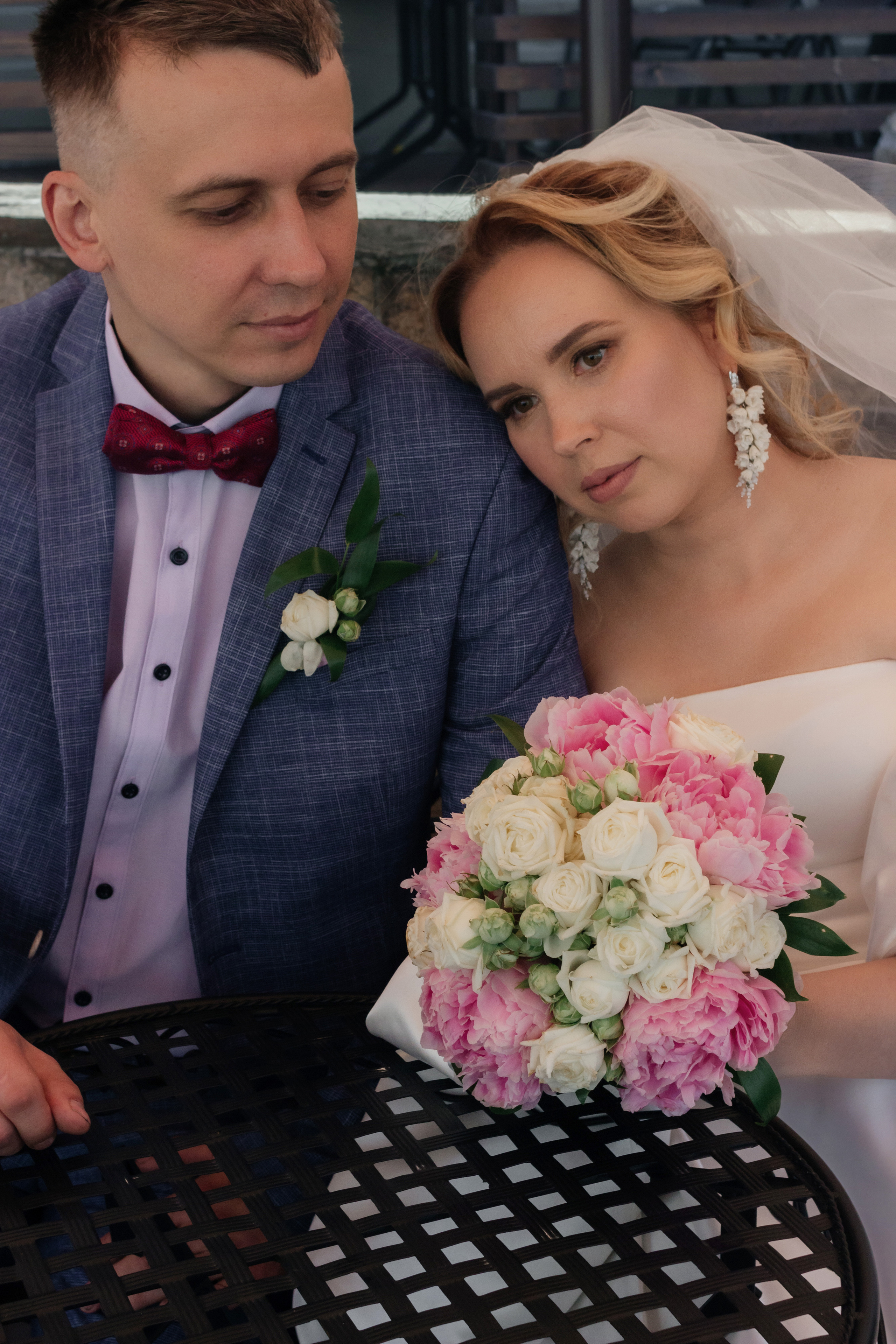 Свадебная прогулка в центре Нижнего Новгорода и по улице Рождественская. Свадебный фотограф и фотограф Love-Store в Нижнем Новгороде Анастасия