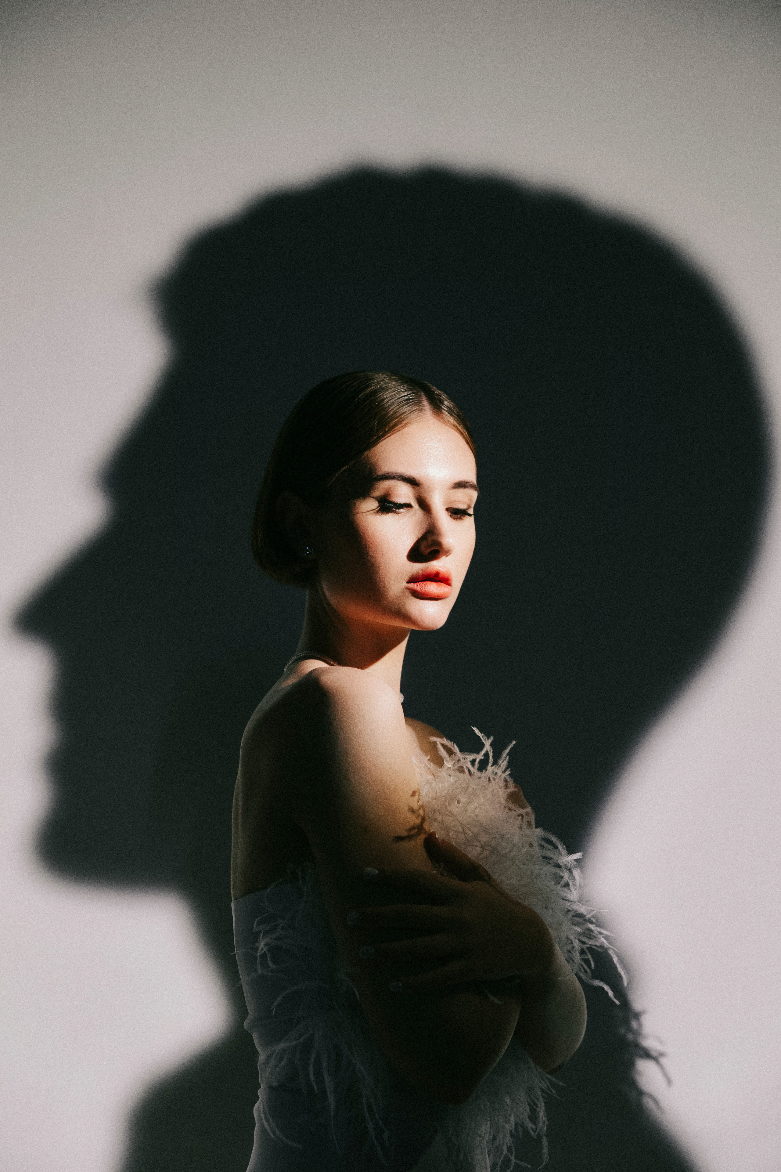 Свадебное love story в студии. Фотограф в Москве и любой точке земного шара Алёна Вялова (Чулкова)