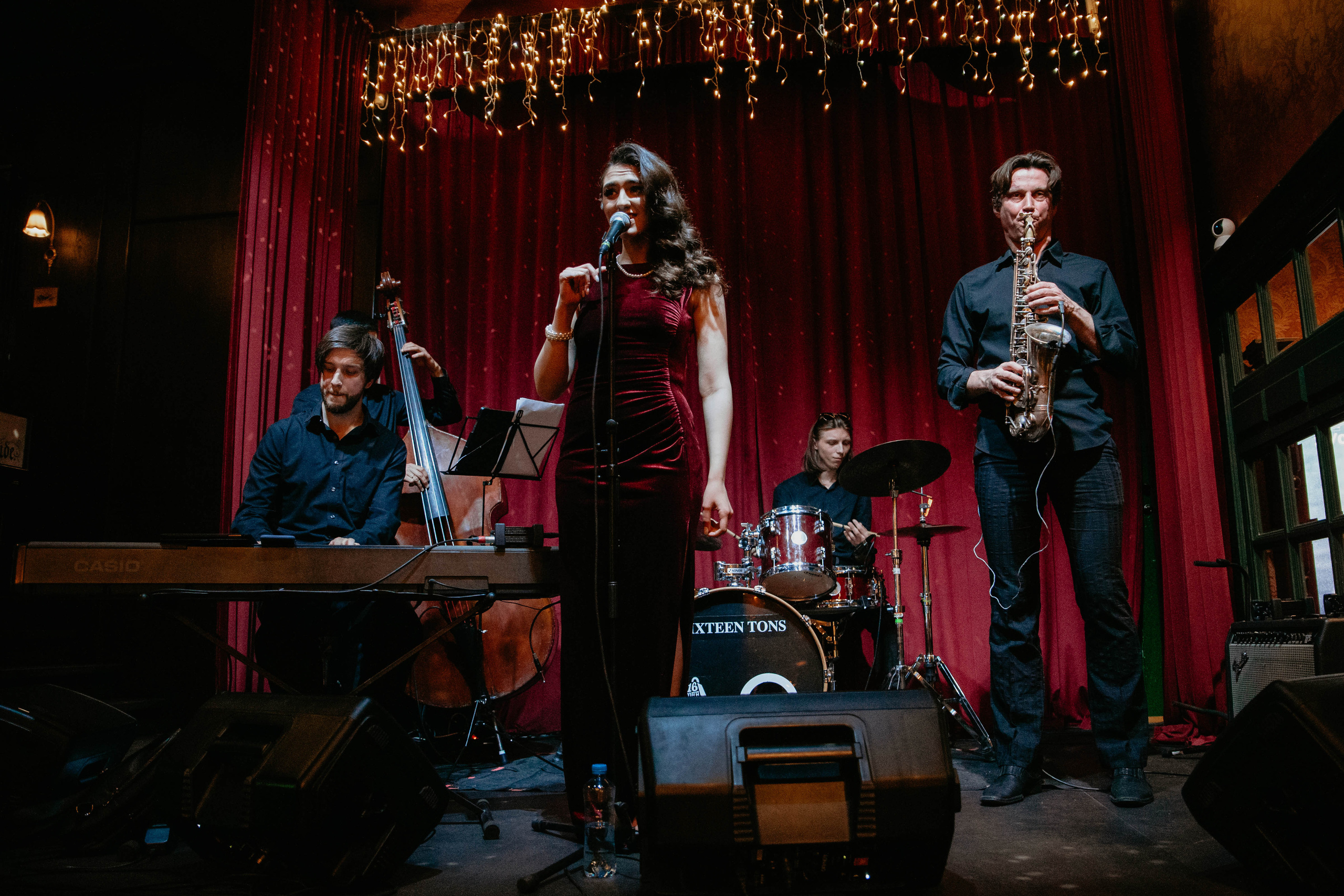 100% Jazz Band в 16 Тонн. Photographer in Moscow & everywhere in the World Alena Vyalova