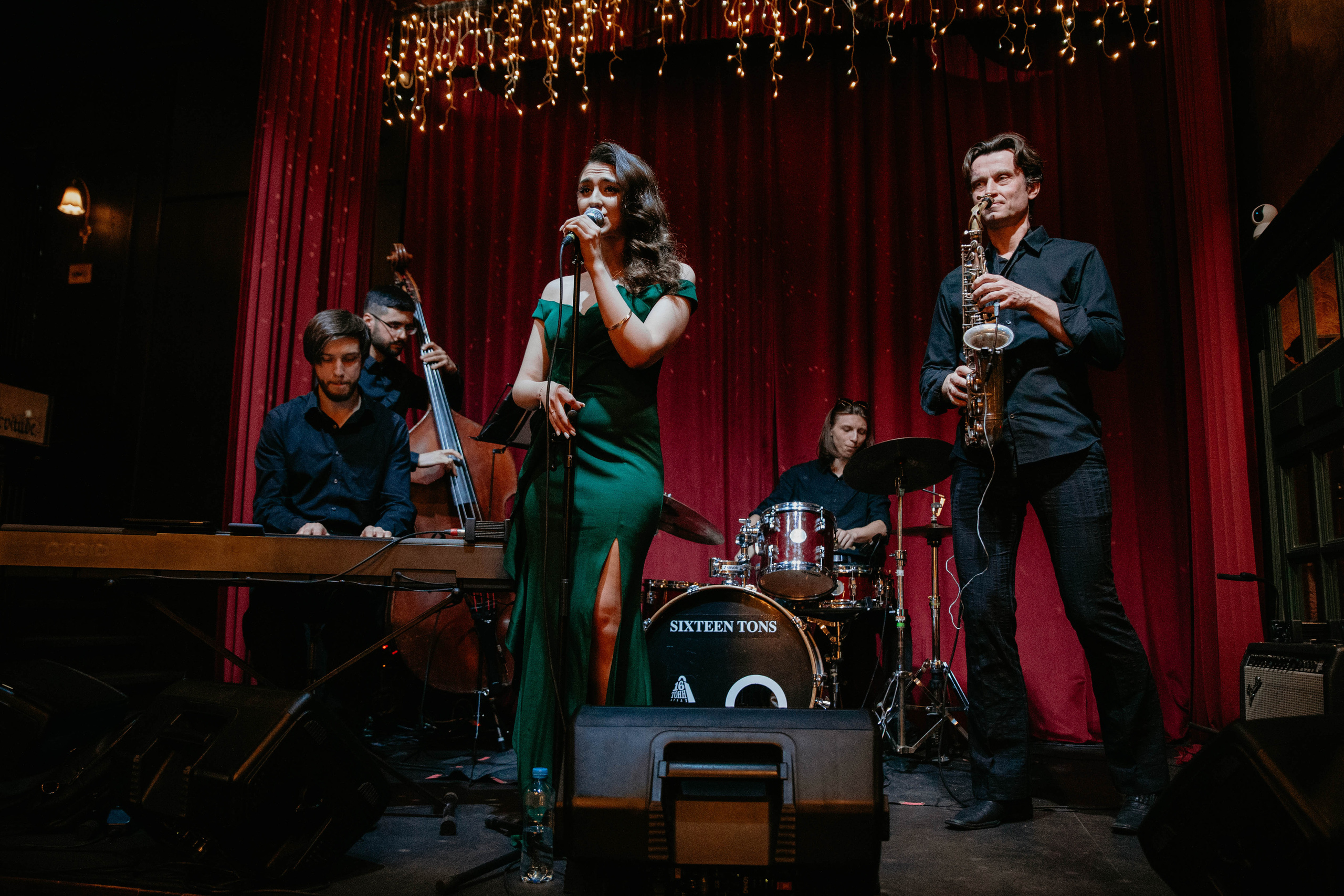 100% Jazz Band в 16 Тонн. Photographer in Moscow & everywhere in the World Alena Vyalova