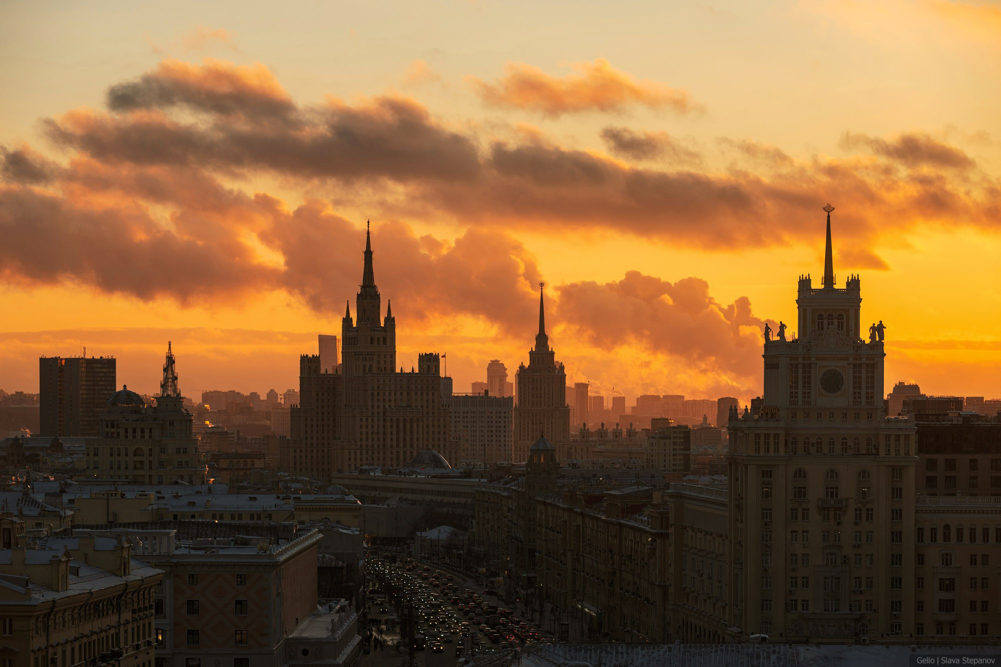 Силуэты московских зданий