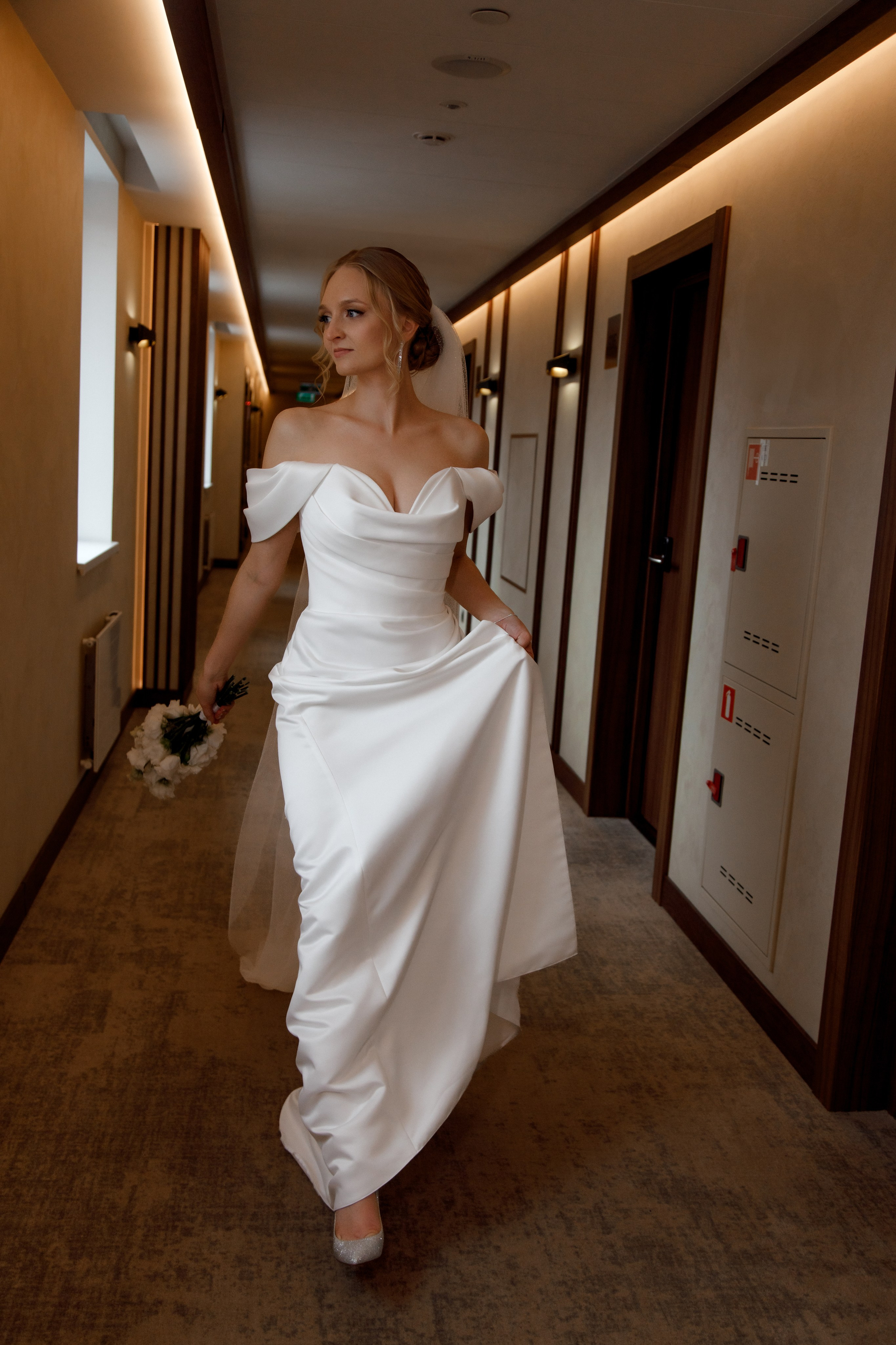 Конгресс отель. Свадебный и семейный фотограф Екатеринбург Настя Саедгалина