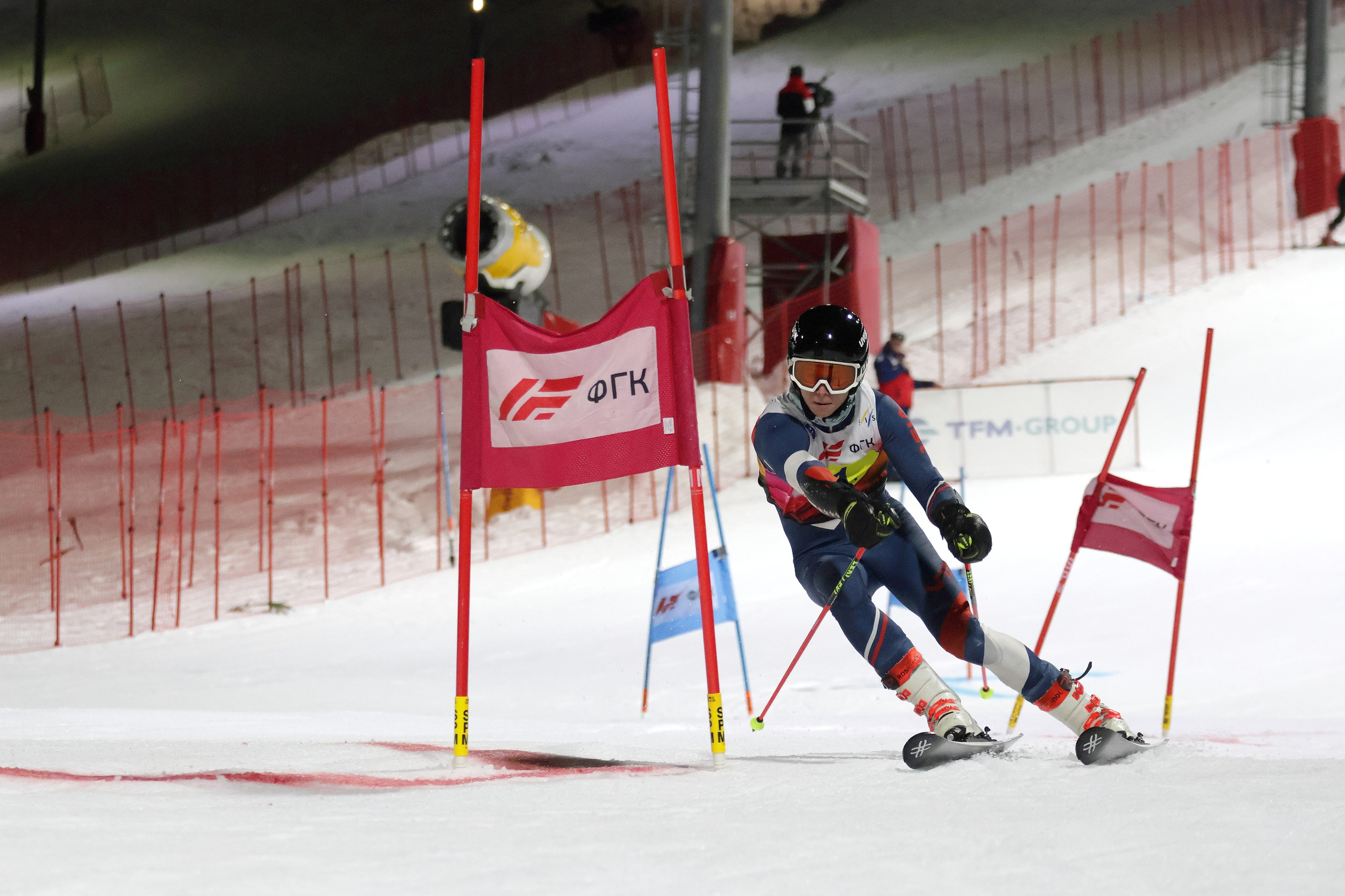 Спортивная фотосъёмка соревнований этапа кубка России по горным лыжам в СК "Воробьёвы горы"  - командный зачёт