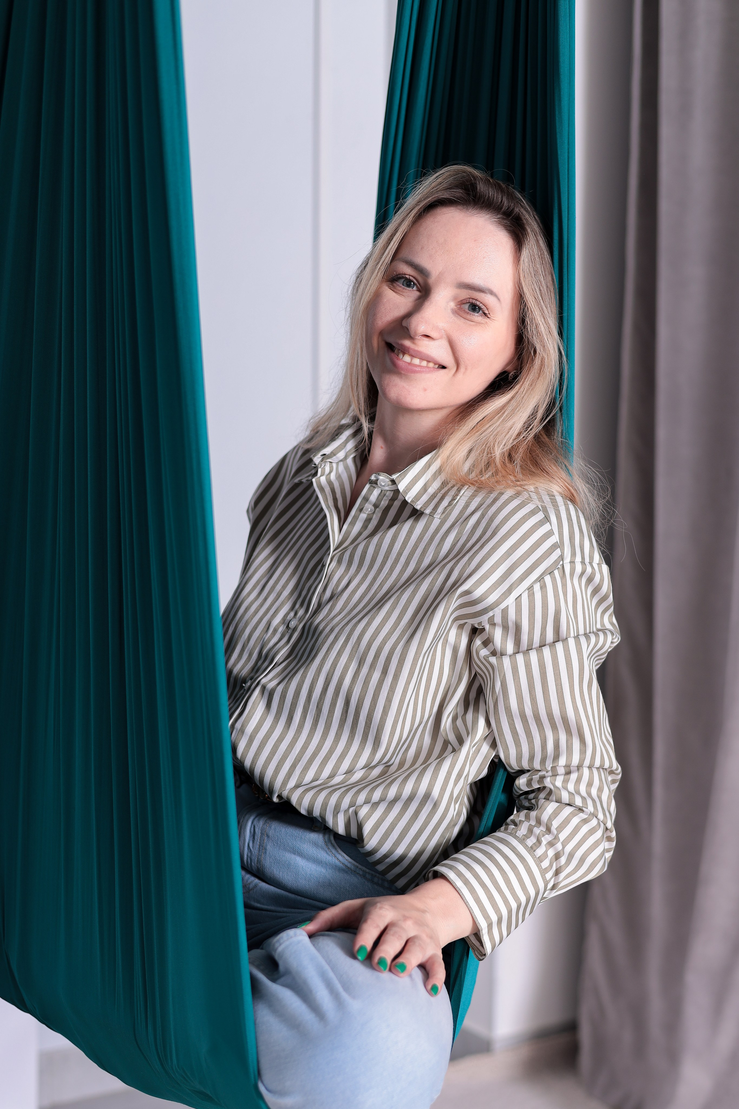 Арт-терапия + аэройога. Фотограф Надршина Лилия