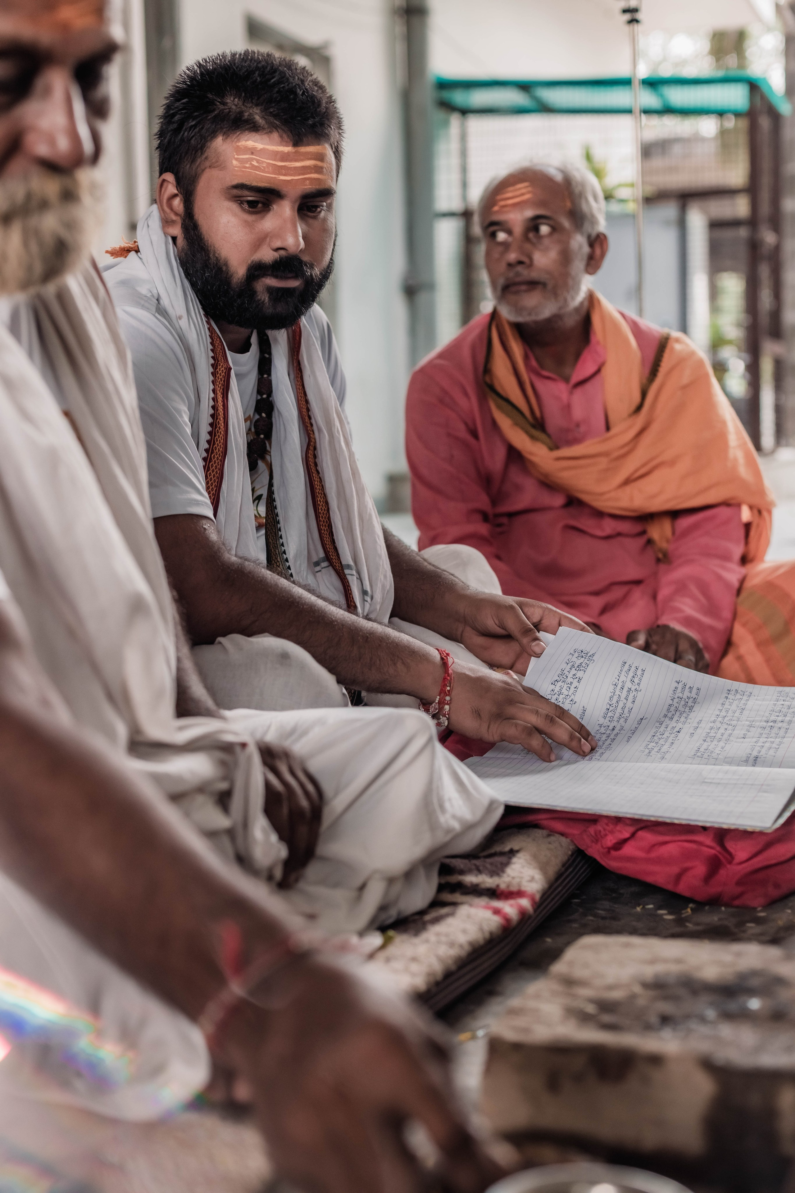 Pitri Paksha yagyas & poojas Devraha Baba ji ashram. Mariam Bagdasaryan