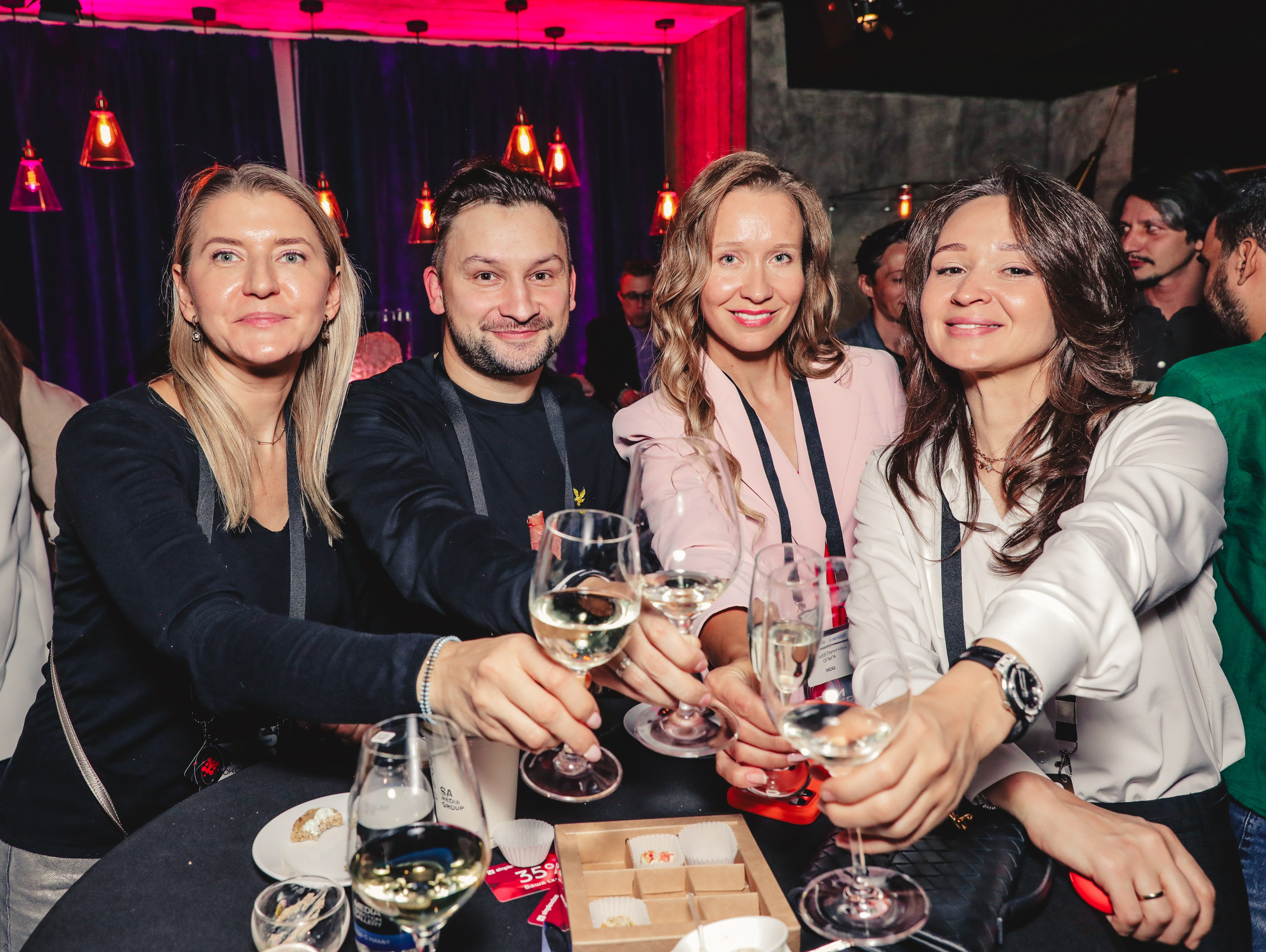 Дегустация от SimpleWine. Фотографии Media Direction Group