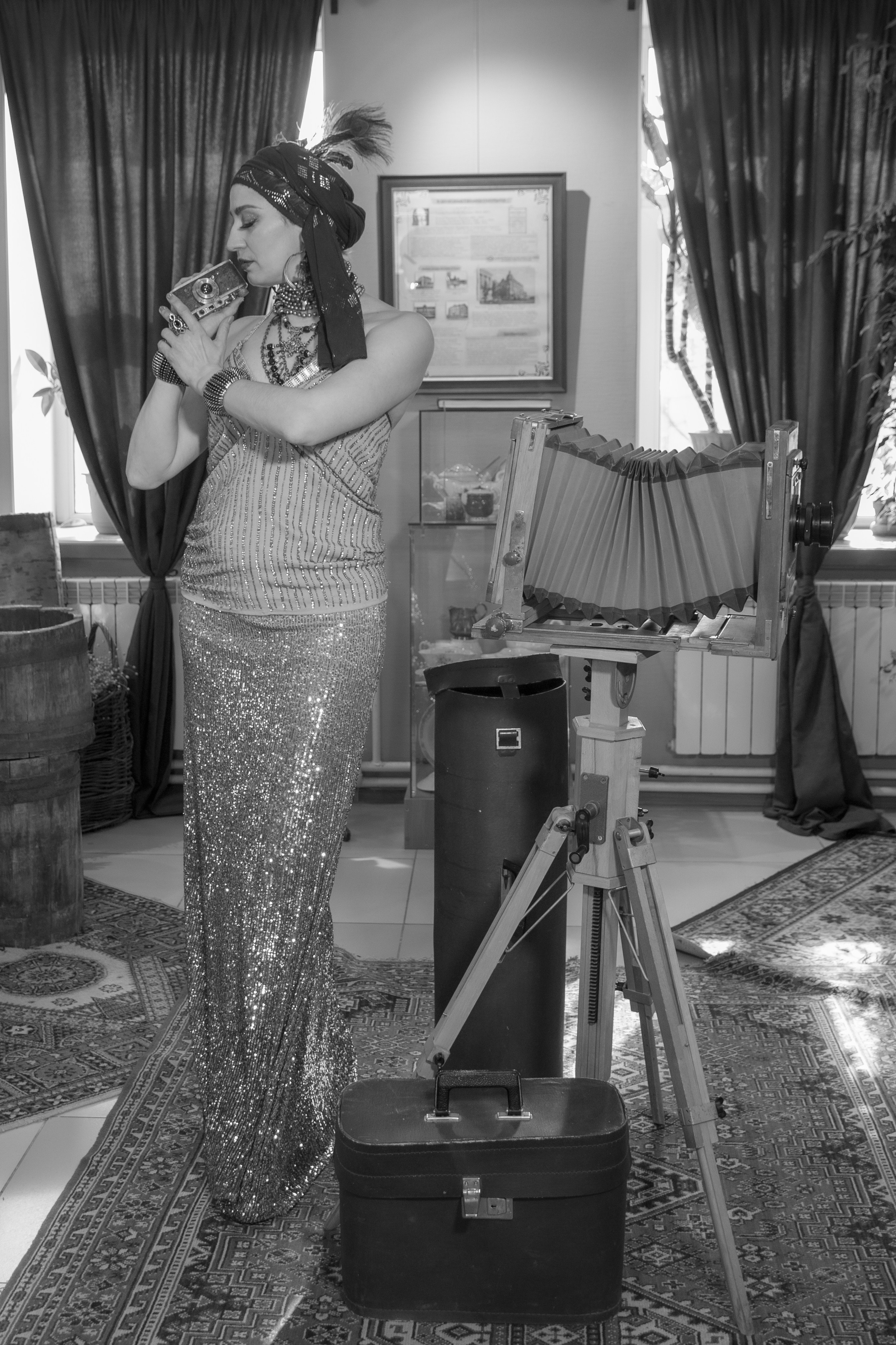 Танец в музее. Экспозиция Томск купеческий. Модель Лана Чернявская. Ваш фотограф Северск | Томск