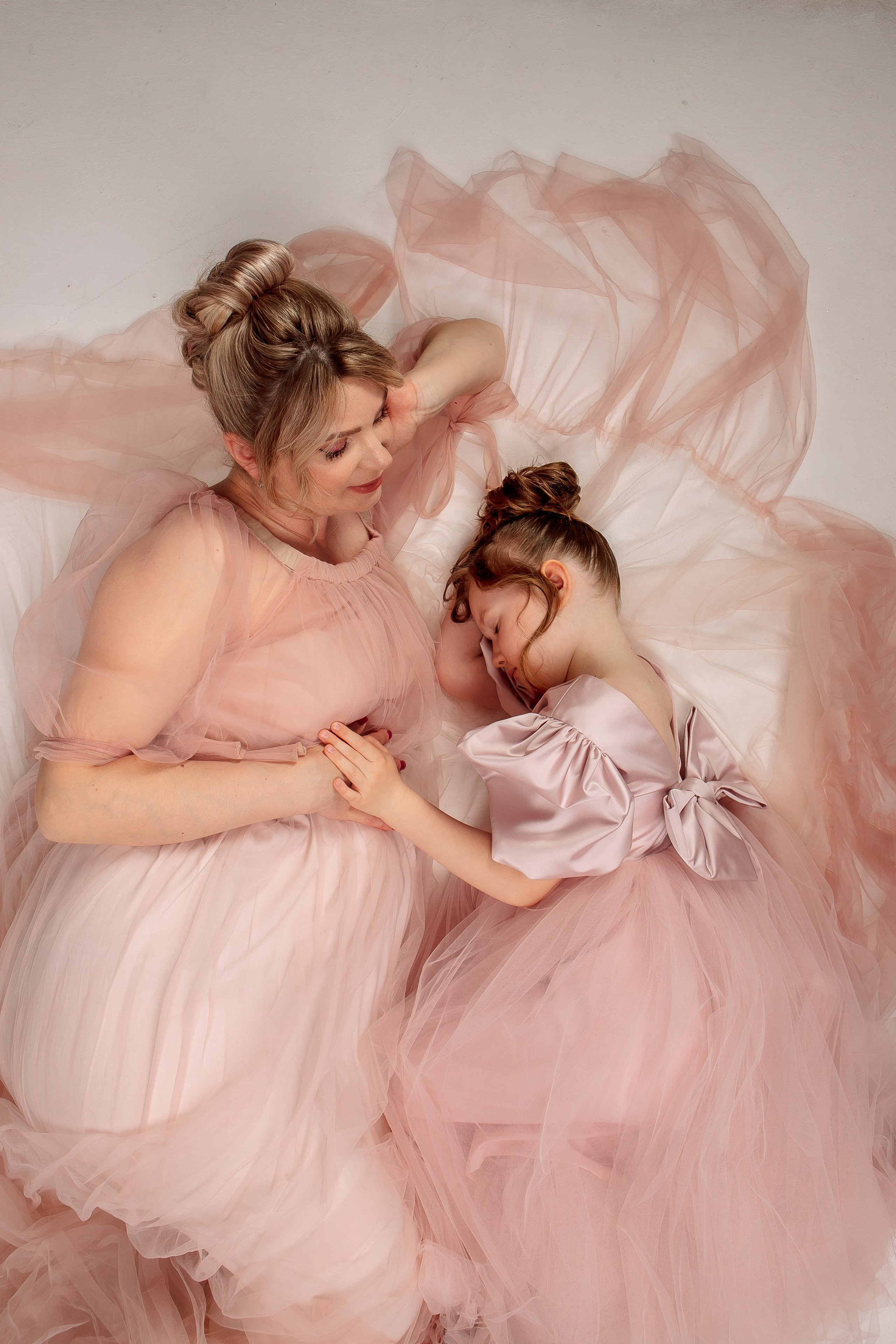 Мама и доченька. Семейный детский фотограф. Фотосессия в Минске