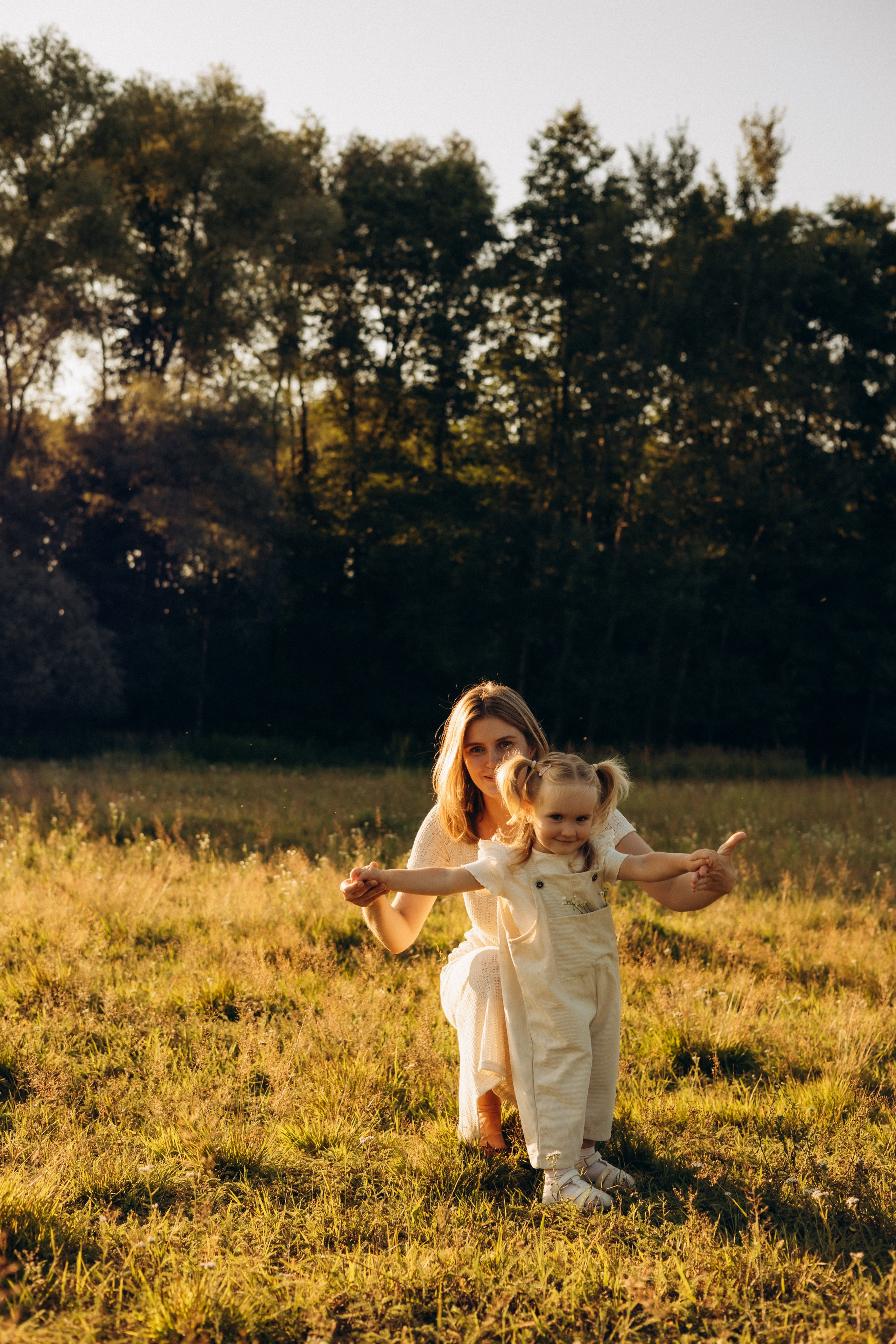 Мамочка и дочка (27.07.2025) г. Жуков (Калужская обл.). Надежда Стар семейный и церковный фотограф в Жукове и Калужской области