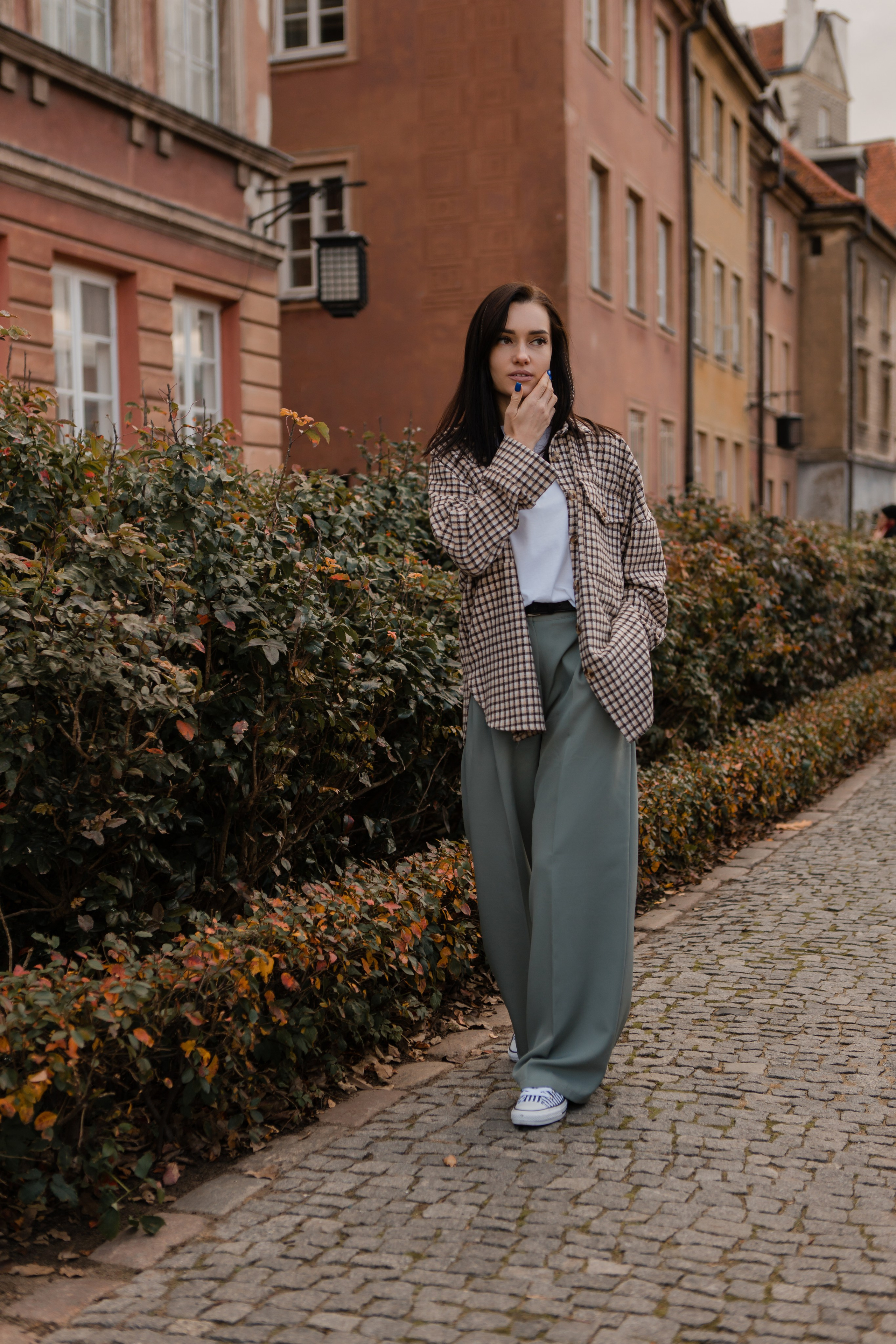 Портретная фотосъемка Александры. Видеосъемка и фотосъемка свадеб. Фотограф и оператор на свадьбу. Видеосъемка подкастов, собственная видео-фотостудии. Предметная фотосъемка