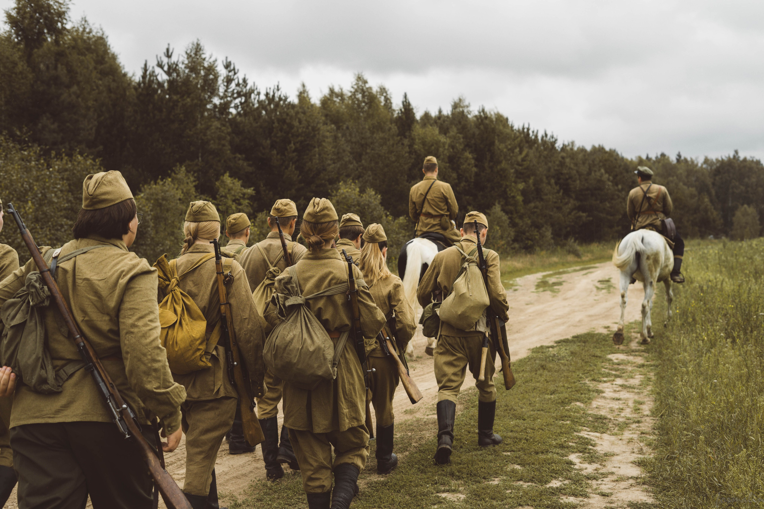 Марш в прошлое. Алиса Никитцова | Фотограф в Казани