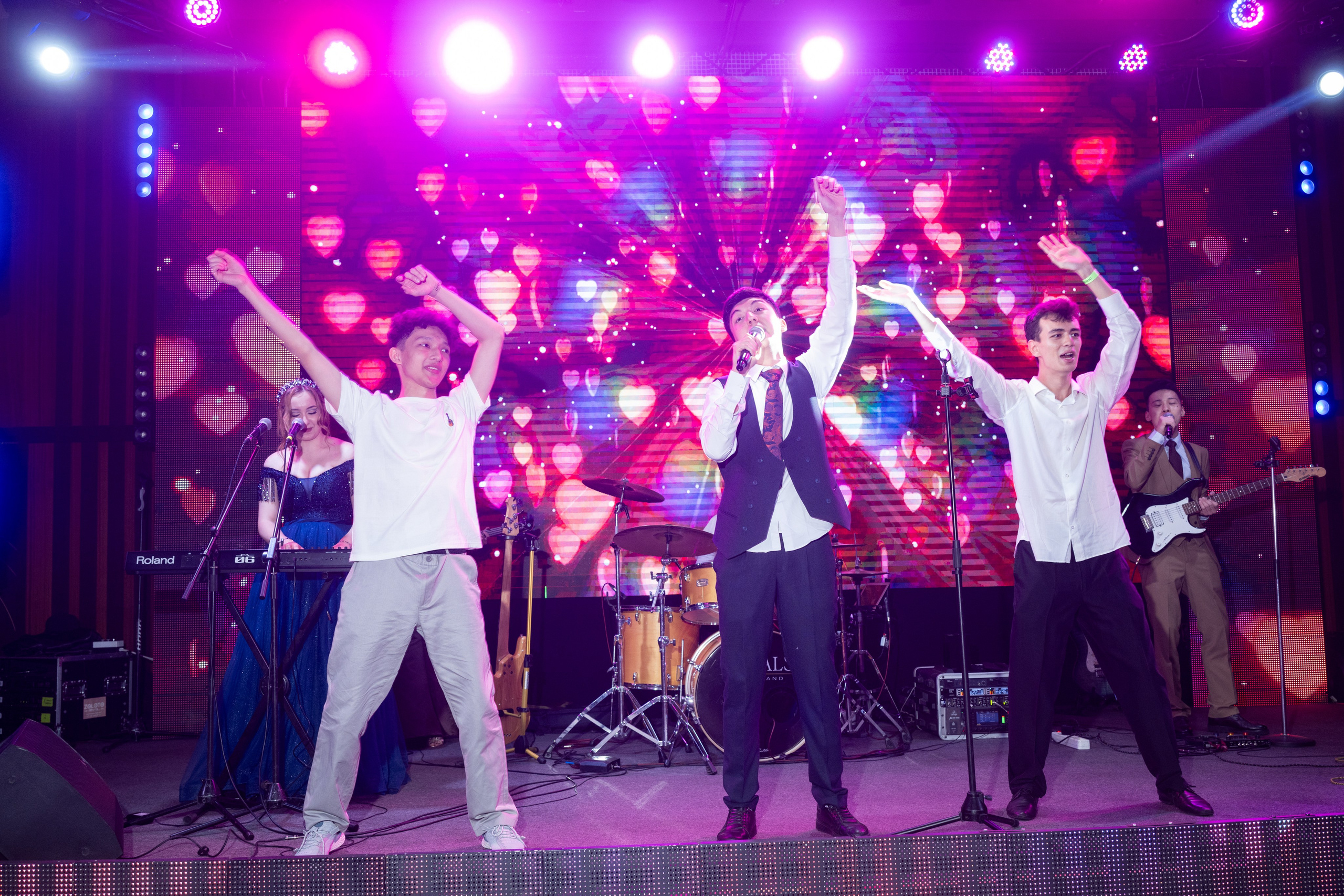 Выпускной вечер | Встреча рассвета. Фото и видеосъемка в Алматы