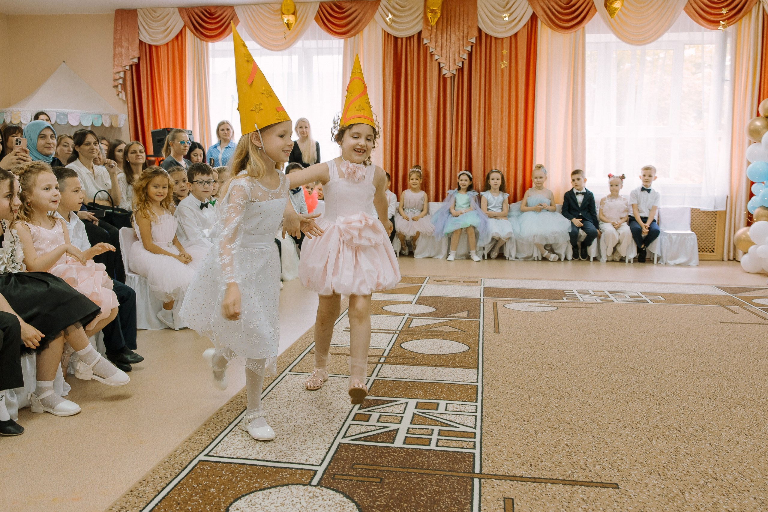 Выпускной в ДС -29. Выпускные альбомы Натальи Бутко: Новороссийск, Анапа, Геленджик