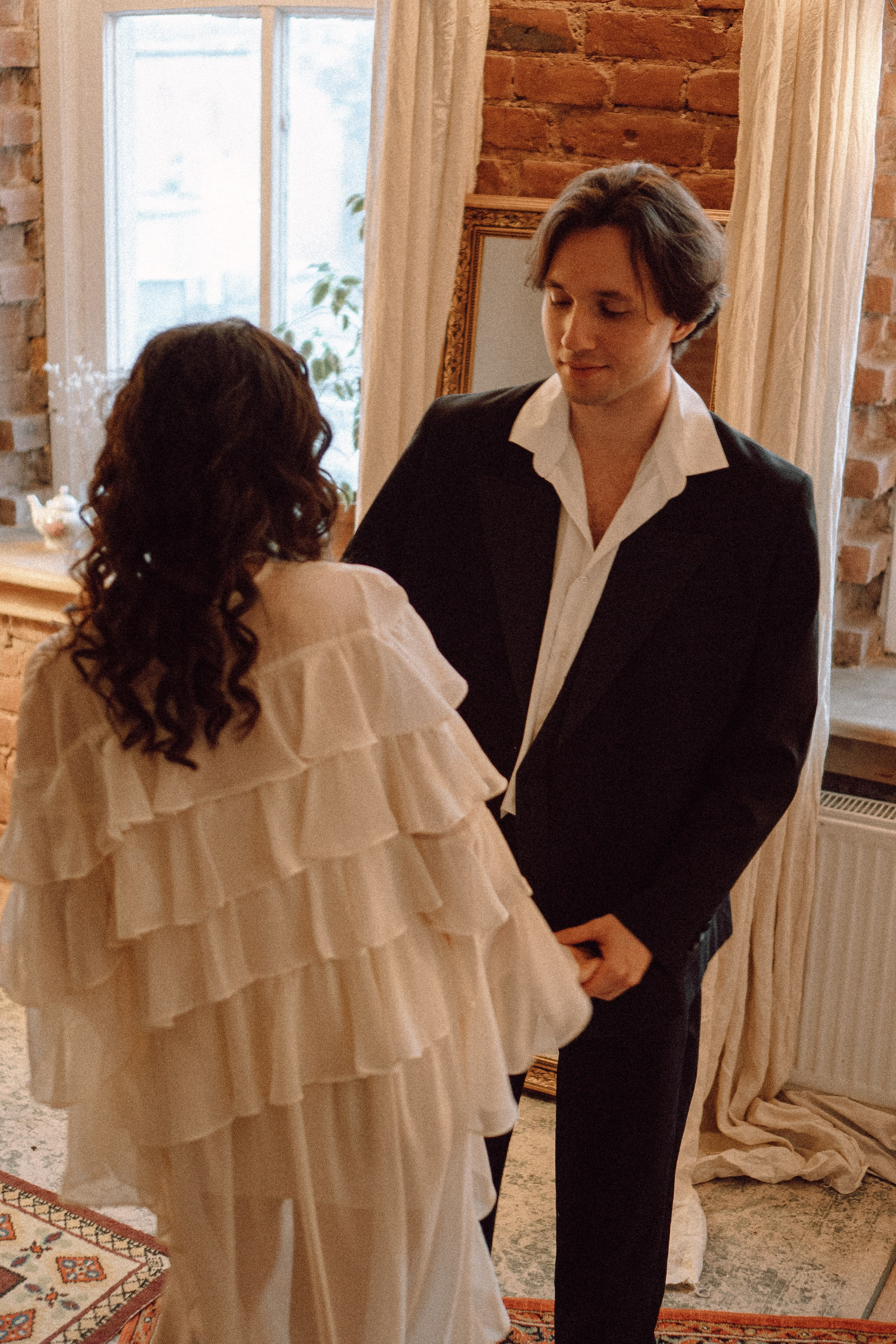 УТРО ЖЕНИХА И НЕВЕСТЫ В ФОТОСТУДИИ И ОСНОВНАЯ ФОТОСЕСИСИЯ ЗИМОЙ. Профессиональный фотограф, Санкт-Петербург — Виктория Богомолова