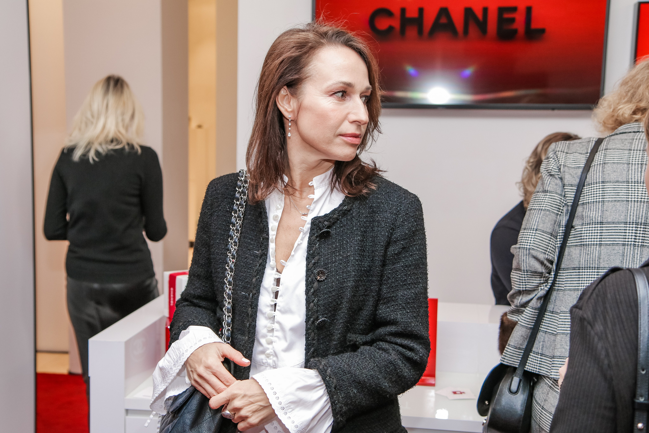 Chanel Екатеринбург. Предметный и репортажный фотограф Алексей Кротов