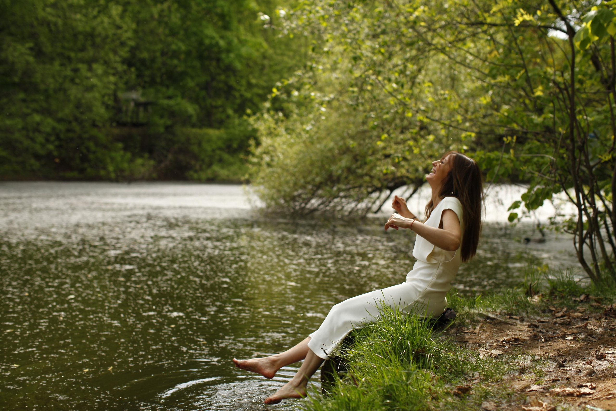 Фотосессия в Москве, фотограф , индивидуальный фотограф для вас, весенняя фото прогулка, фотосессия в парке, красивые кадры для девушки, персональная фотосессия, светлая фотосессия, фотография для девушки, уникальные кадры красивой девушки, фото на природе у воды