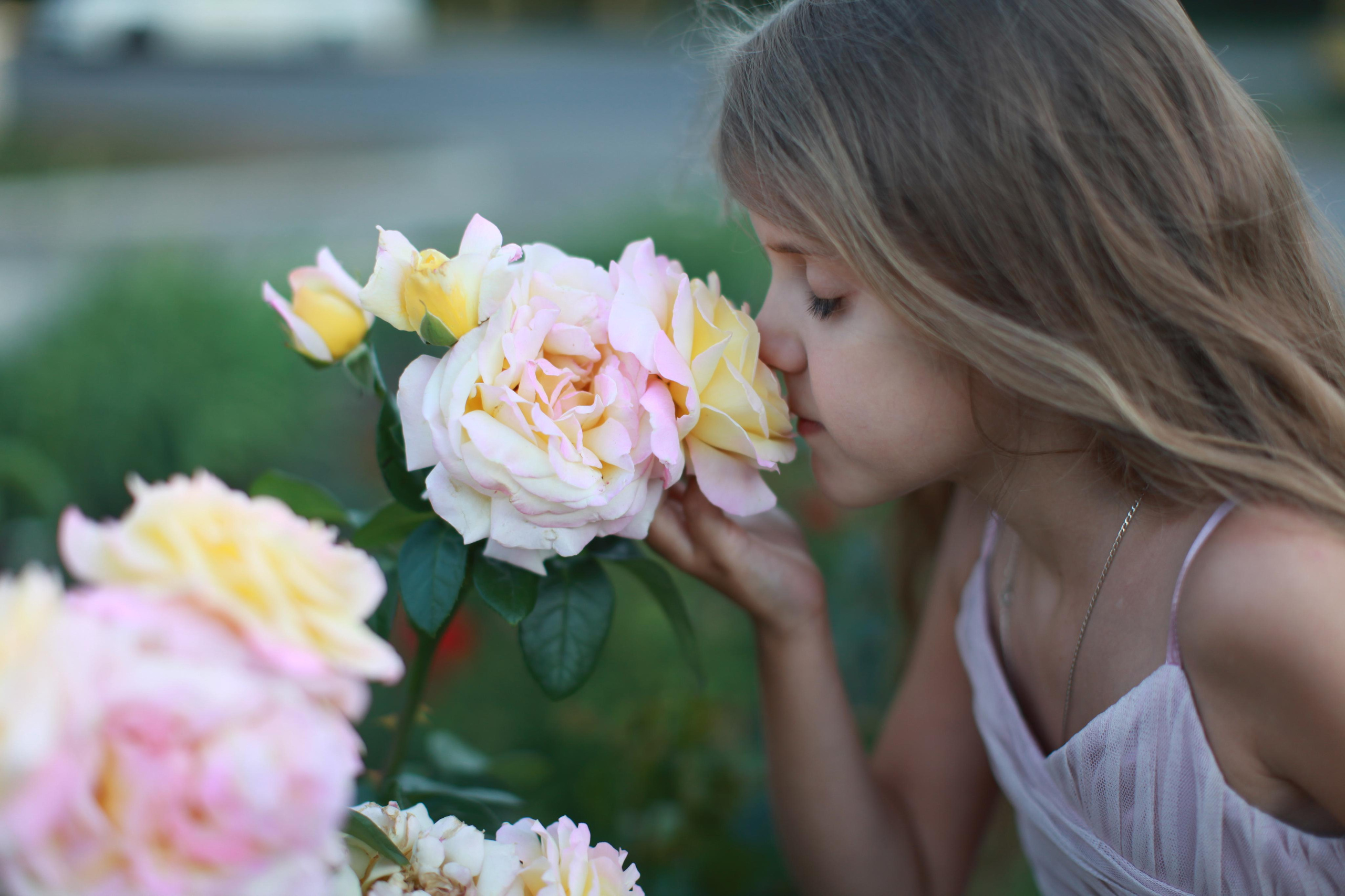 фотосессия для девочки в нежных тонах