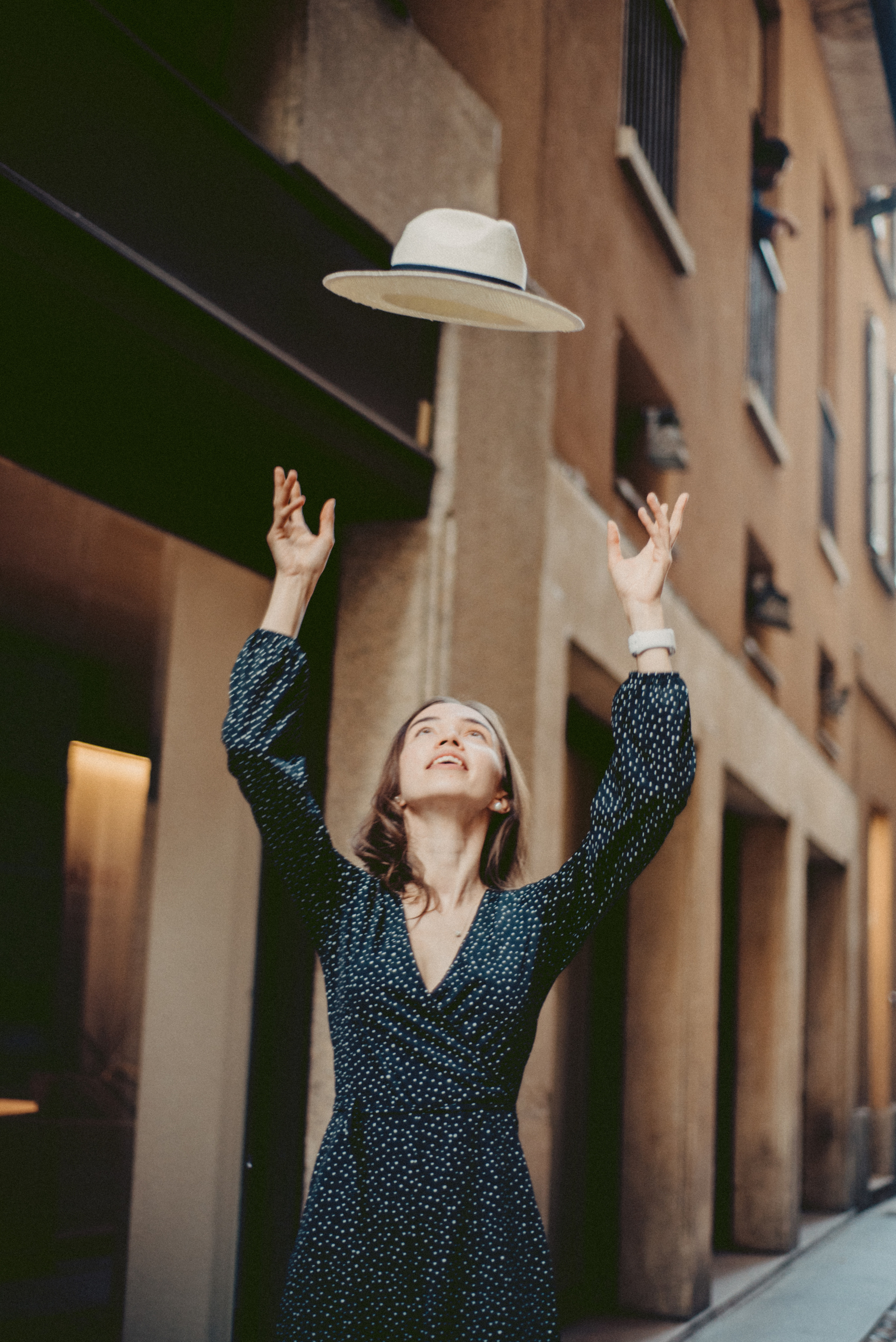 Austrian girl and her hat. Фотограф Василиса Гордеева
