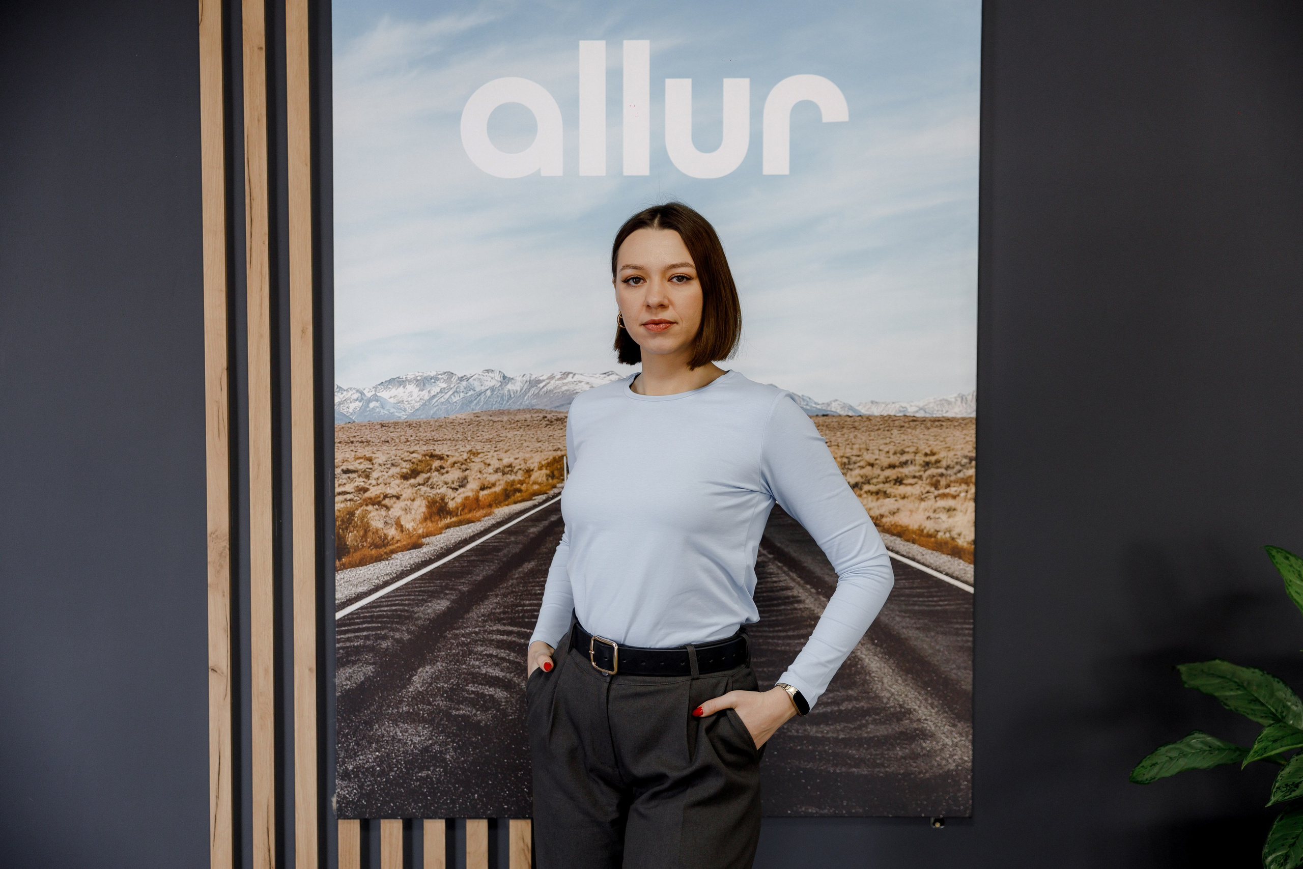 Автомобильный завод «Allur». Свадебный фотограф Костанай/Астана