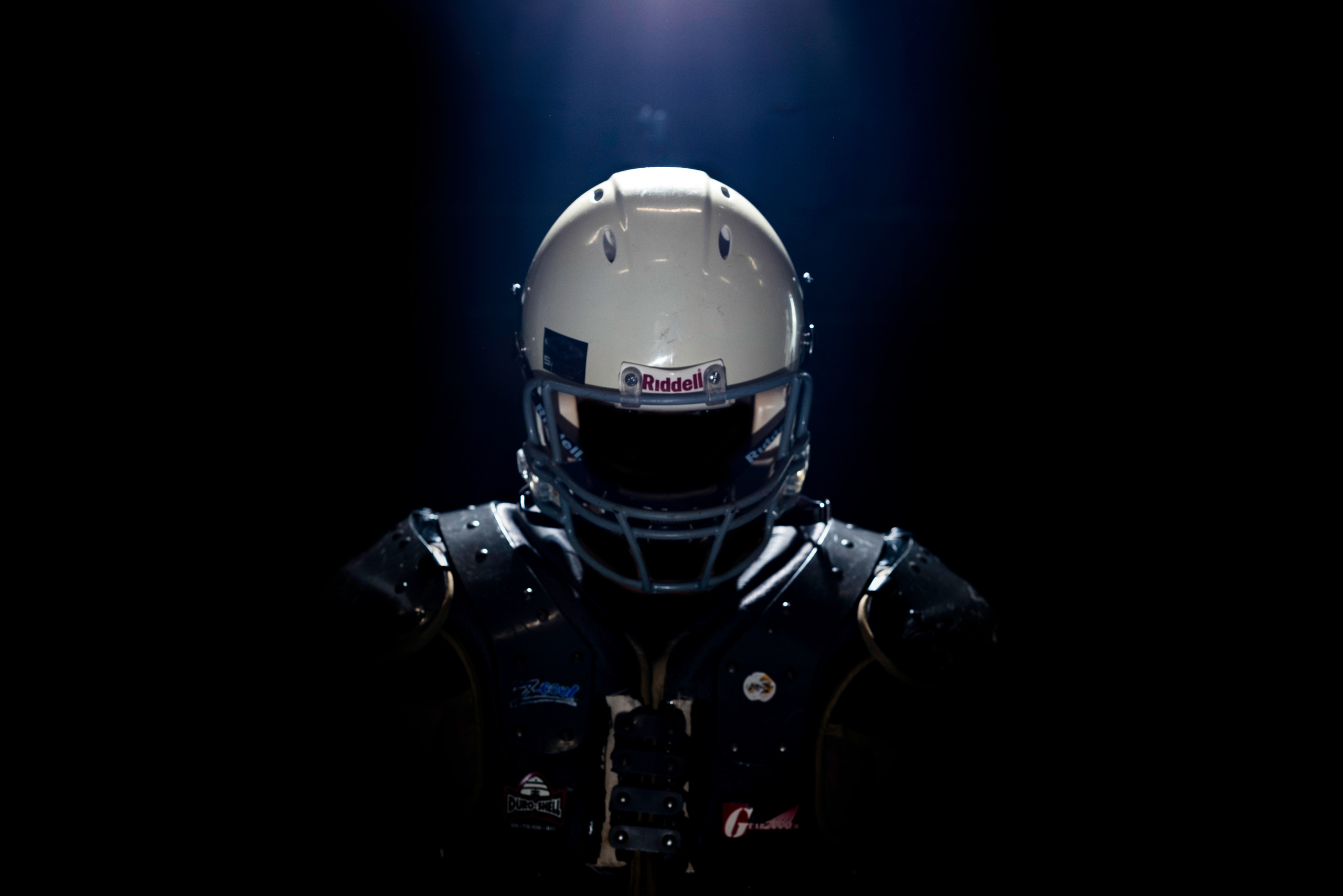 Мужская портретная жанровая фотография. Портретный фотограф в Москве Владислав Каданцев