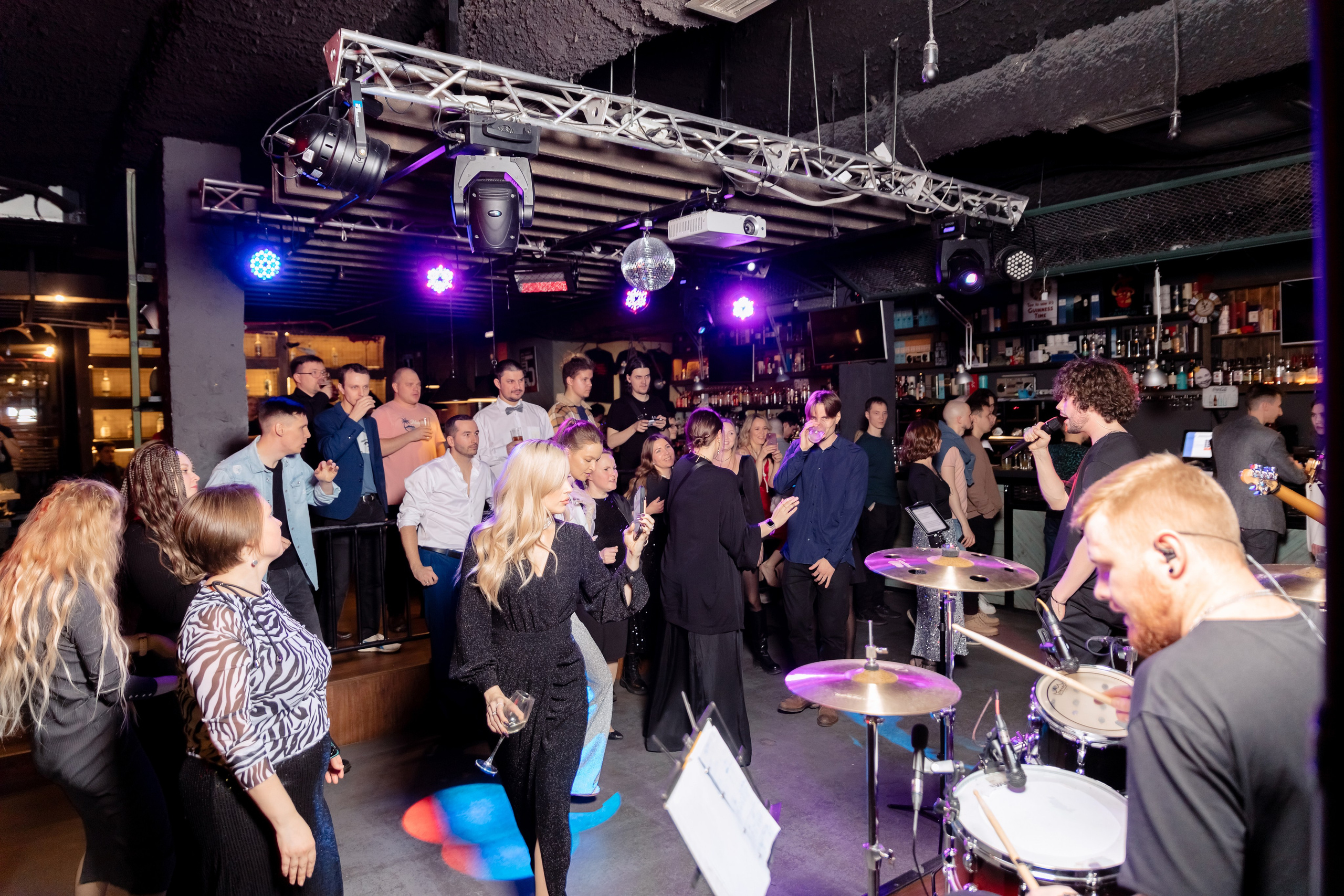 КОПРОРАТ: Юпитер 5. Все фото. Профессиональный фотограф в Ижевске Леша Петров