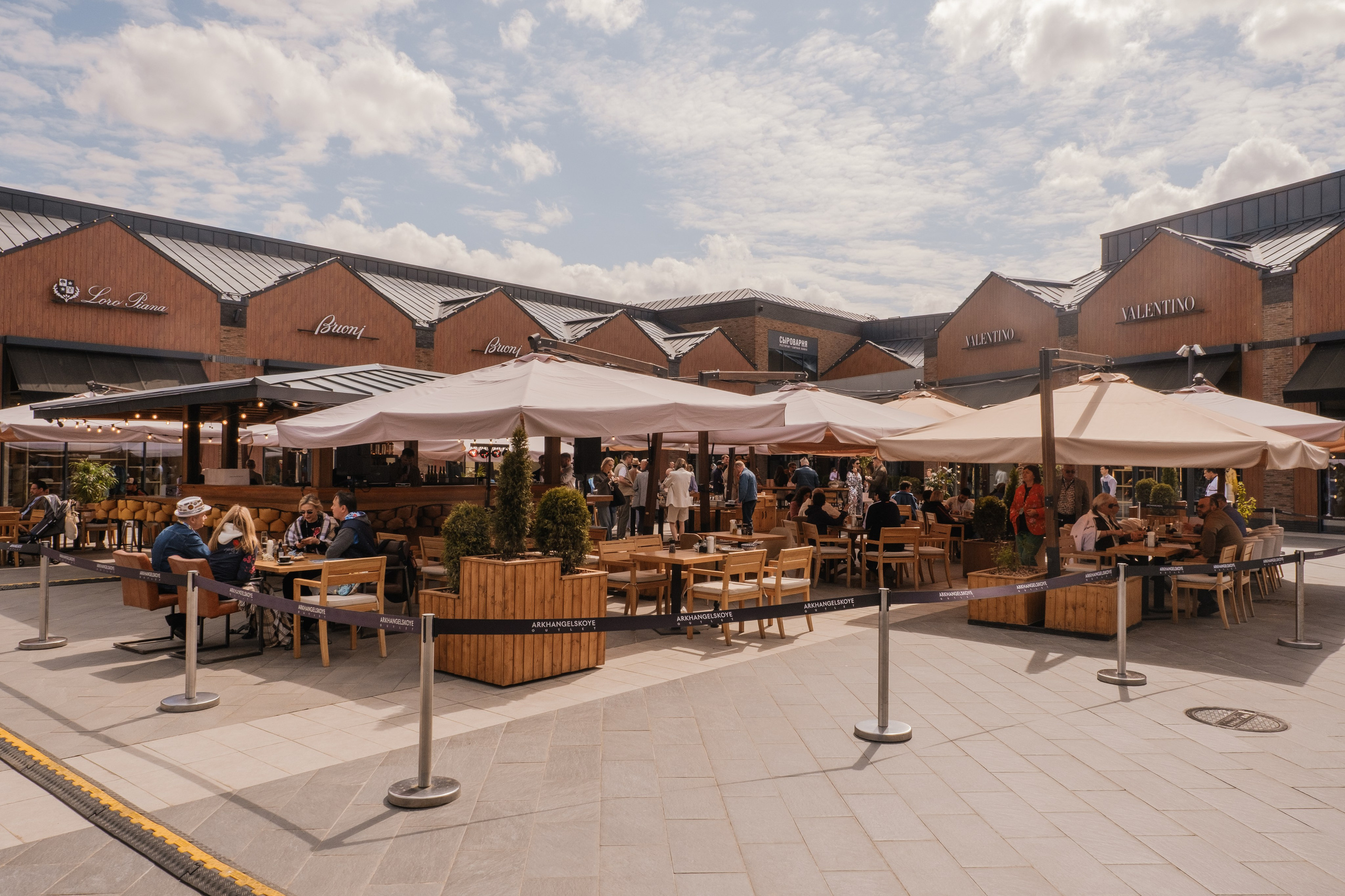 Ралли Архангельское Аутлет. Свадебные фотосессии в Москве. Фотограф Сергей Ржевский