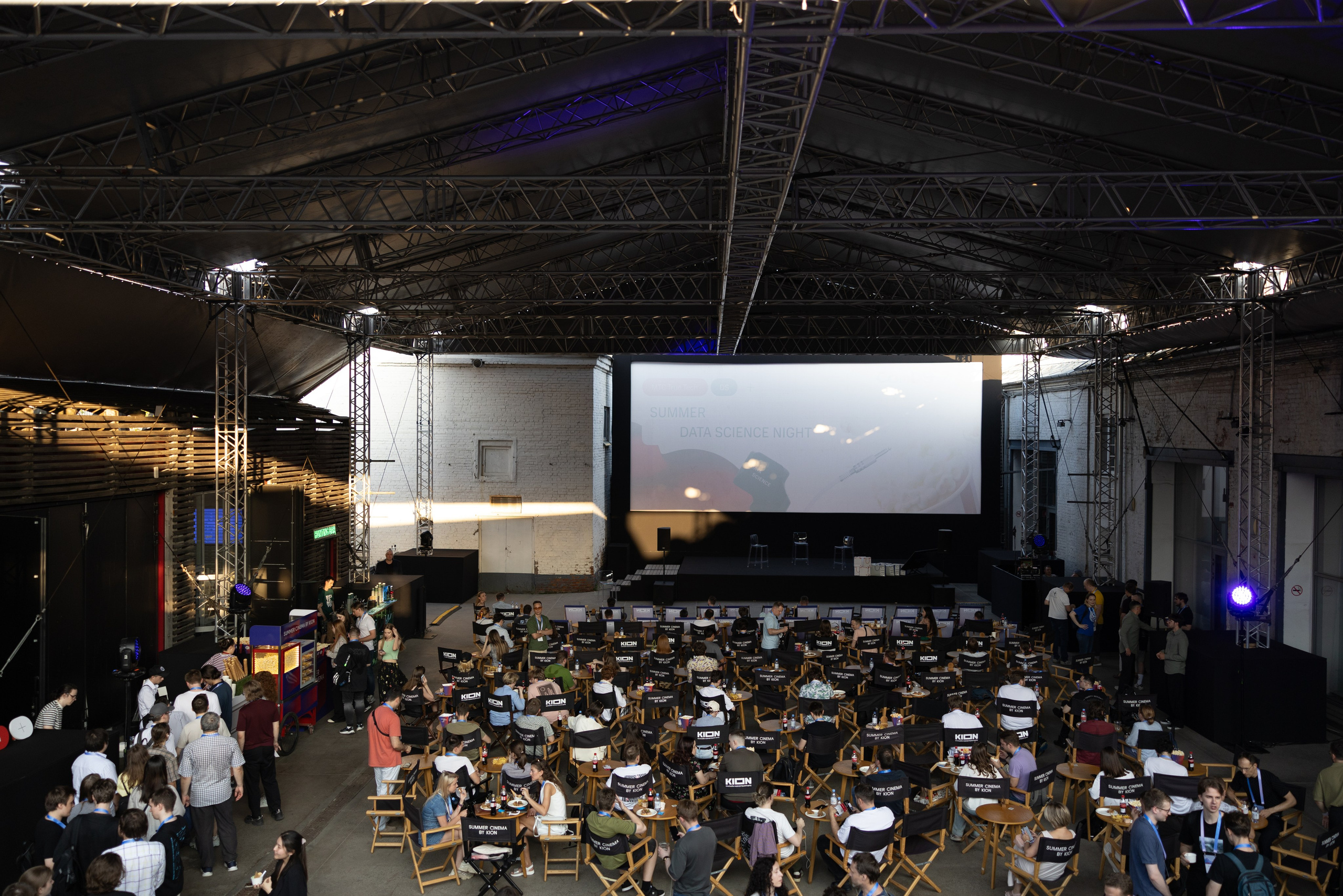 MTC TRUE TECH by Cinema. Свадебный фотограф | Москва