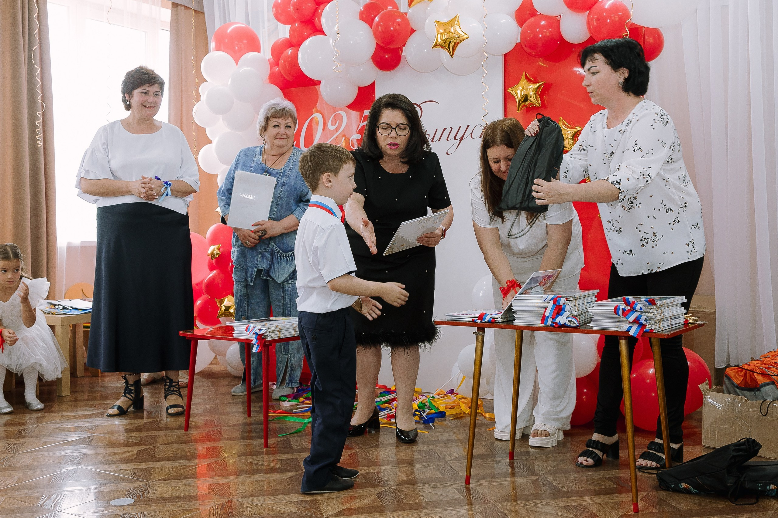 Выпускной в ДС 26. Выпускные альбомы Натальи Бутко: Новороссийск, Анапа, Геленджик