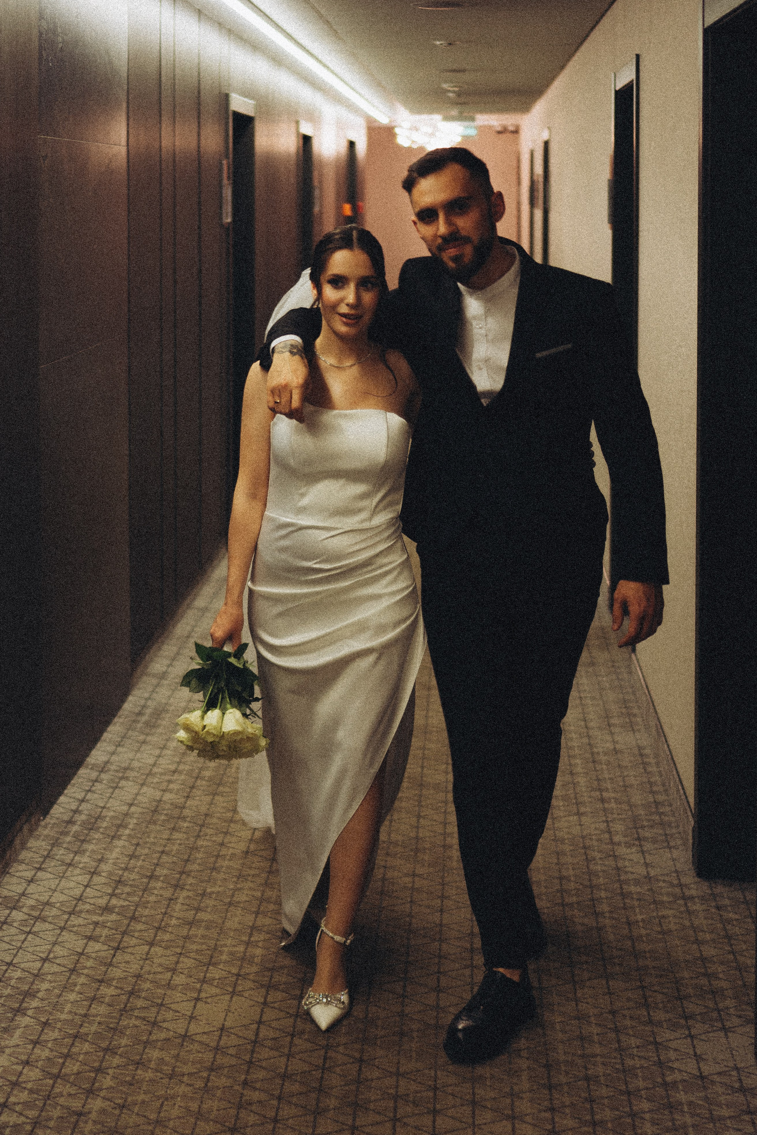 СВАДЕБНАЯ СЬЕМКА СБОРОВ ЖЕНИХА И НЕВЕСТЫ В ОТЕЛЕ И ТАКЖЕ ФОТОСЕССИИЯ В ОТЕЛЕЕ МЕГАПОЛИС БРЯНСК. Профессиональный фотограф, Санкт-Петербург — Виктория Богомолова