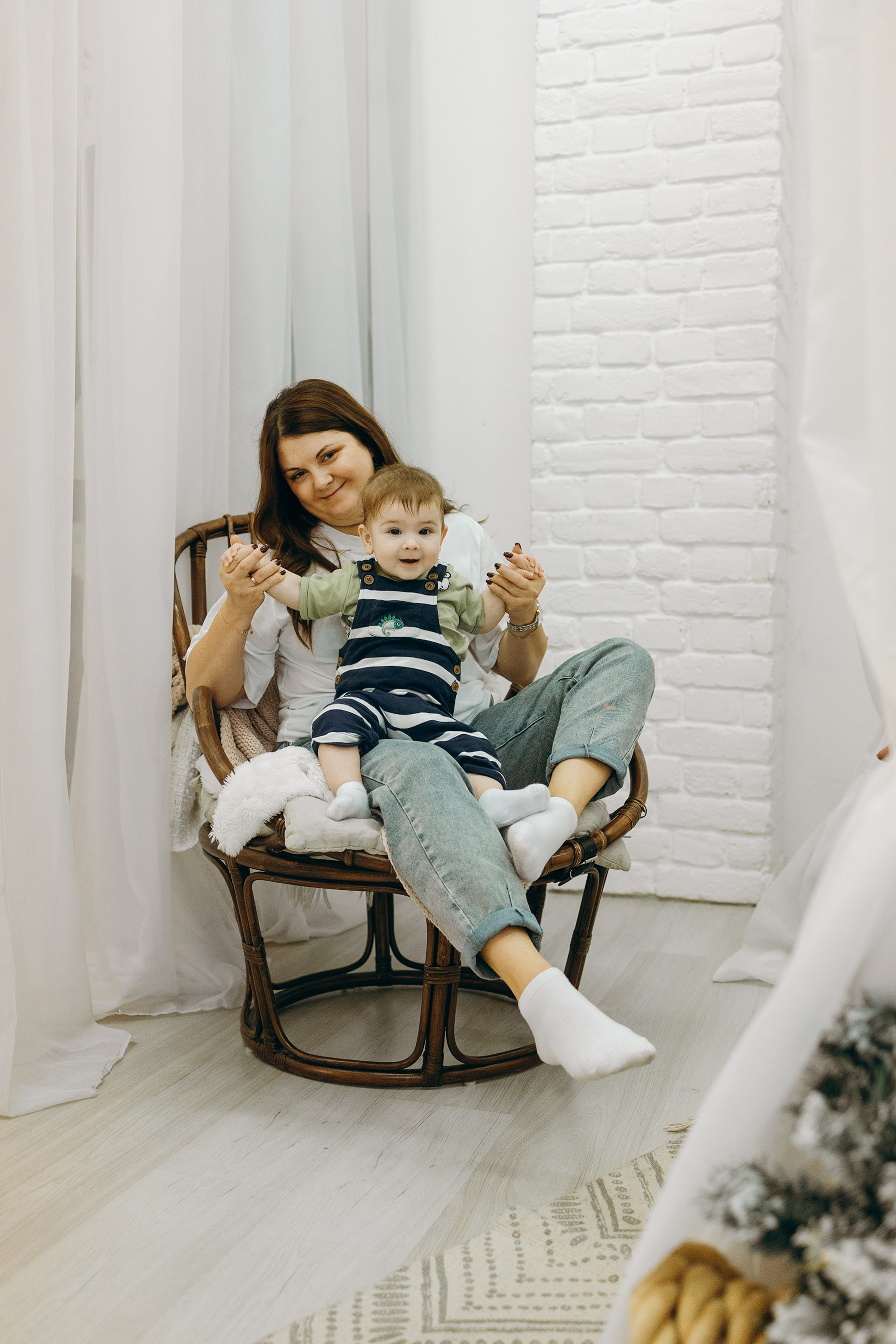 Семейная съемка в фотостудии. Фотограф. Фотограф-анималист. Москва