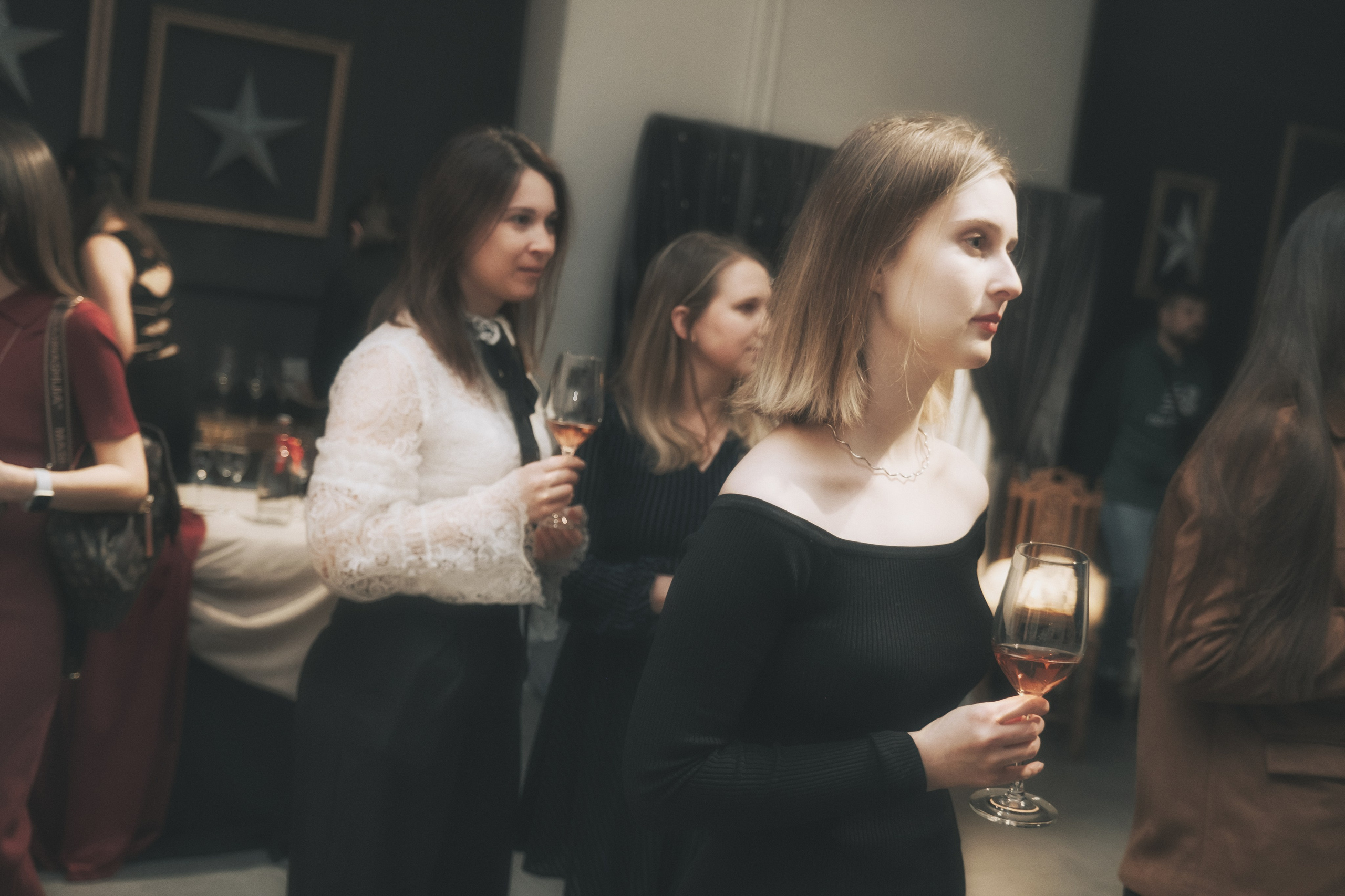 «ПОКА ДЛИТСЯ ПРАЗДНИК» — ОТКРЫТИЕ ВЫСТАВКИ. Главная