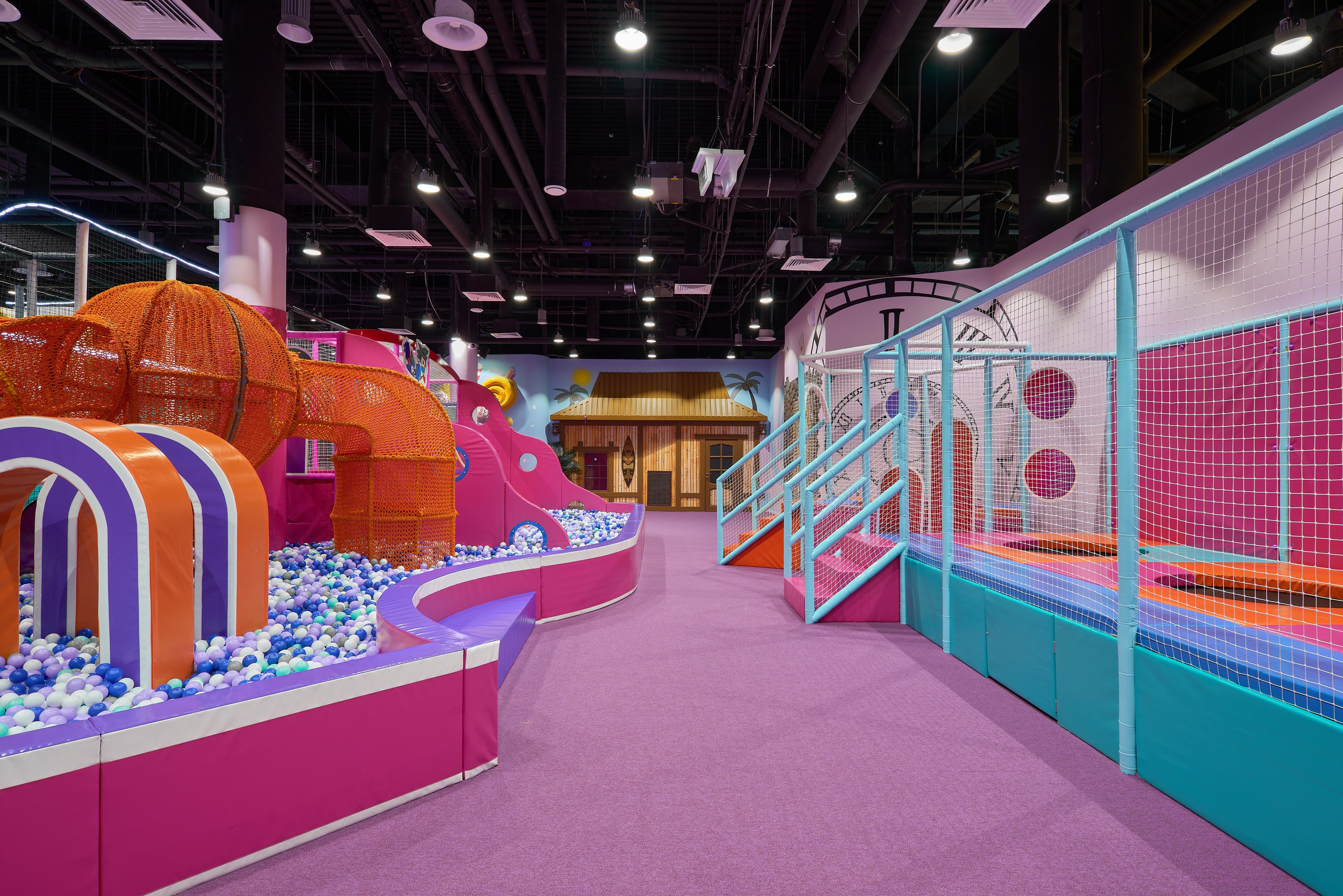 Детский центр Притяжение. Абросимов Лев интерьерный и архитектурный фотограф