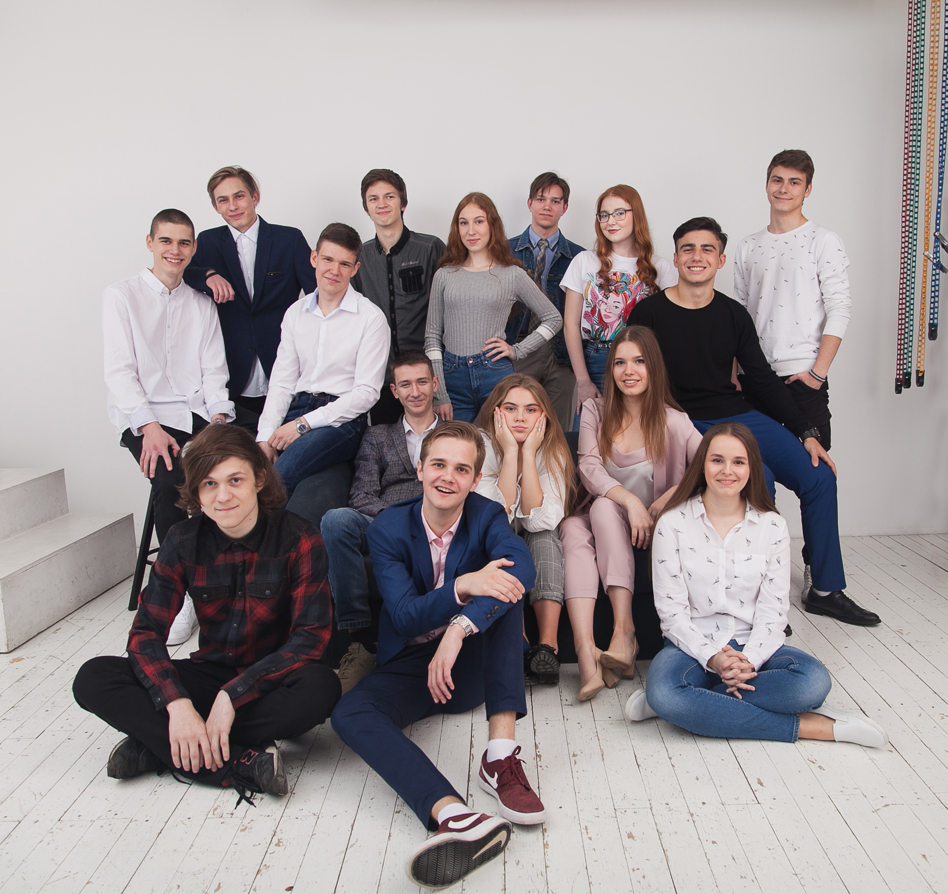 групповая фотография, фотография выпускников, фотография с друзьями, школьные друзья, школьники, школьный фотограф Ярославль