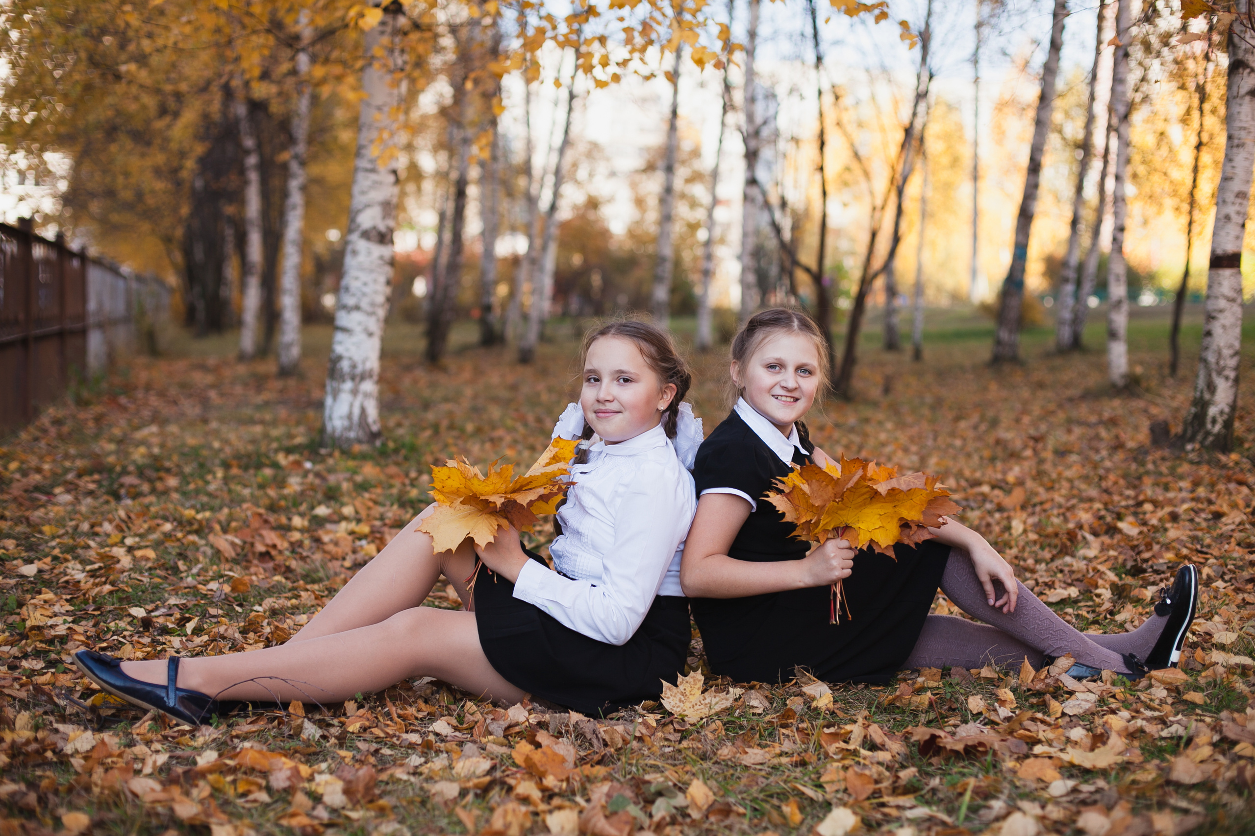 групповое фото, школьная фотография, выпускник, школьник, школа, выпускной класс, начальная школа, школьные друзья, осень, осенняя фотосессия,  1 сентября, октябрь, золотая осень