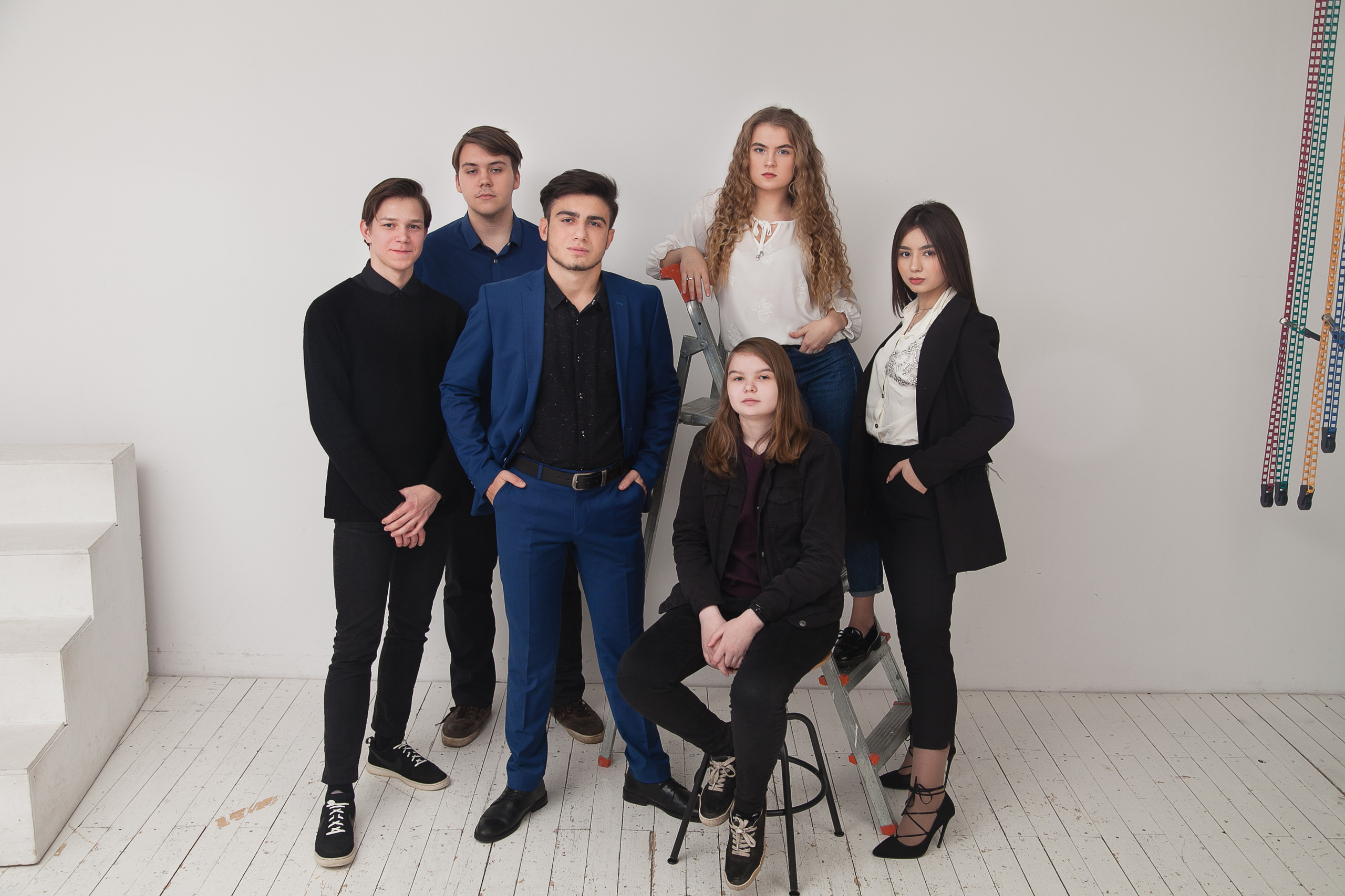 групповая фотография, фотография выпускников, фотография с друзьями, школьные друзья, школьники, школьный фотограф Ярославль