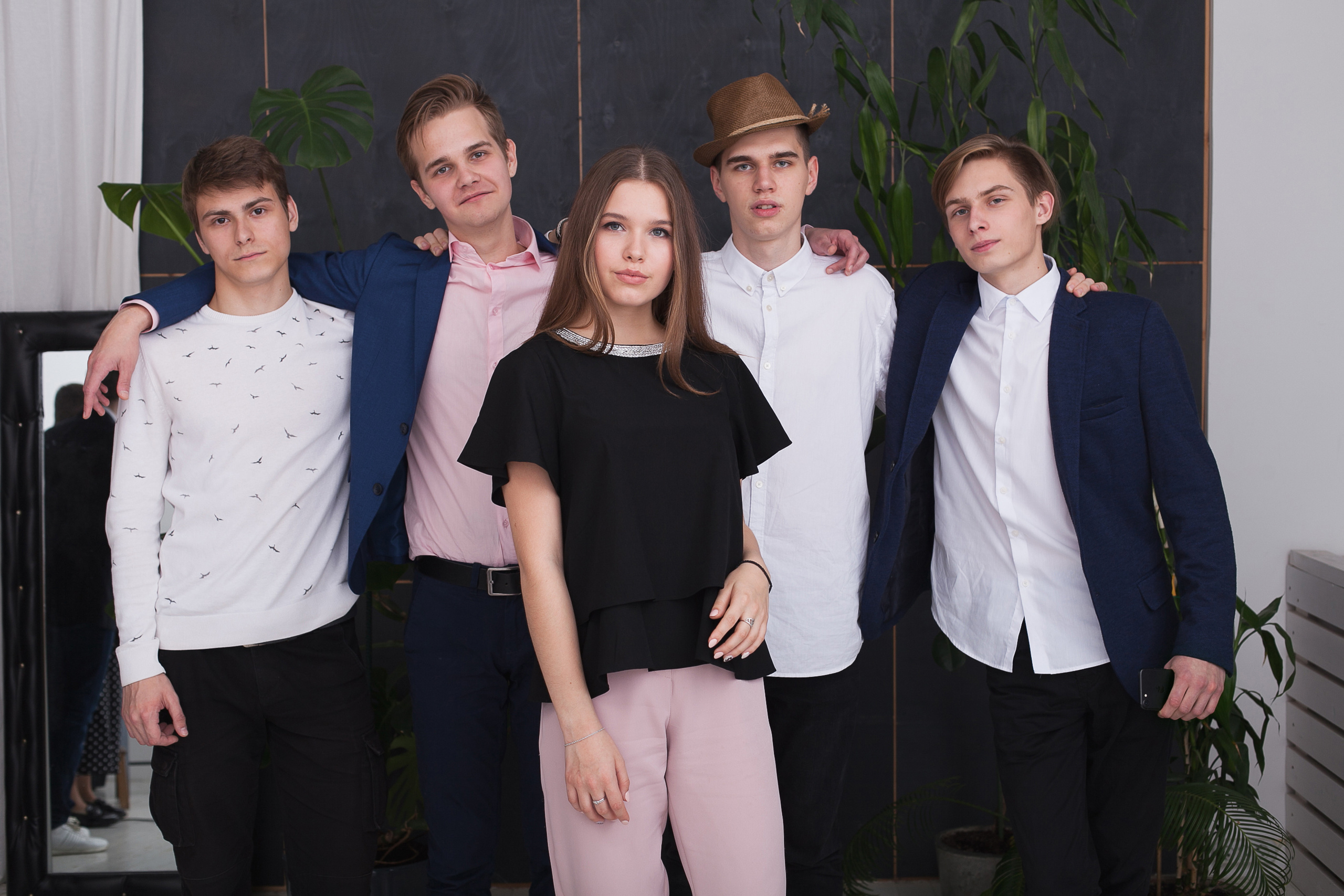 групповая фотография, фотография выпускников, фотография с друзьями, школьные друзья, школьники, школьный фотограф Ярославль