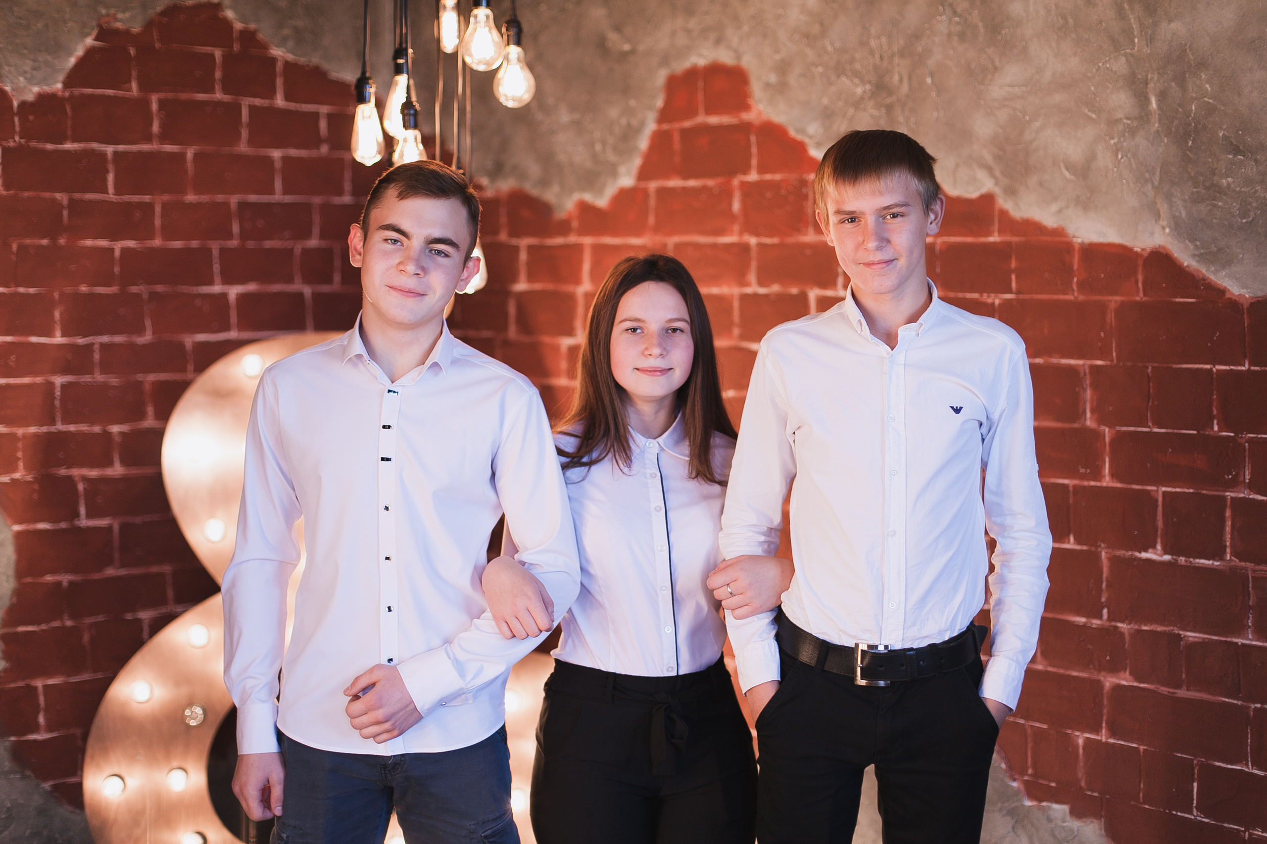 групповое фото, школьная фотография, выпускник, школьник, школа, выпускной класс, старшеклассники, школьные друзья, осень, 1 сентября, одноклассники, фотосессия в студии, школьный фотограф Ярославль