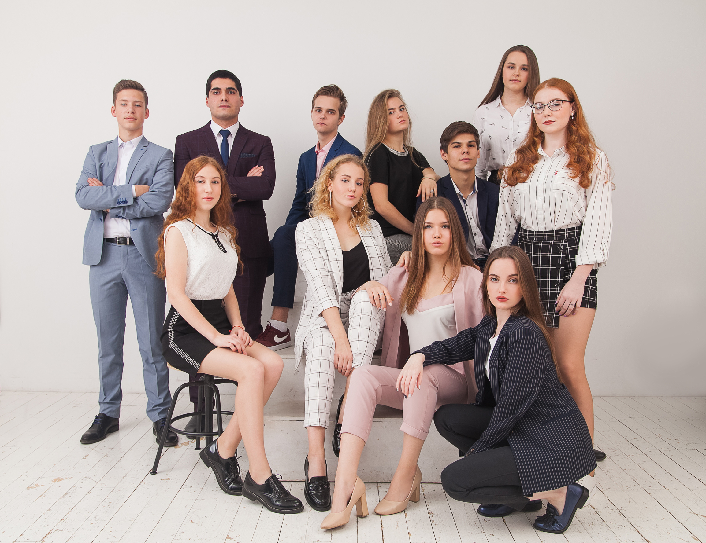 групповая фотография, фотография выпускников, фотография с друзьями, школьные друзья, школьники, школьный фотограф Ярославль