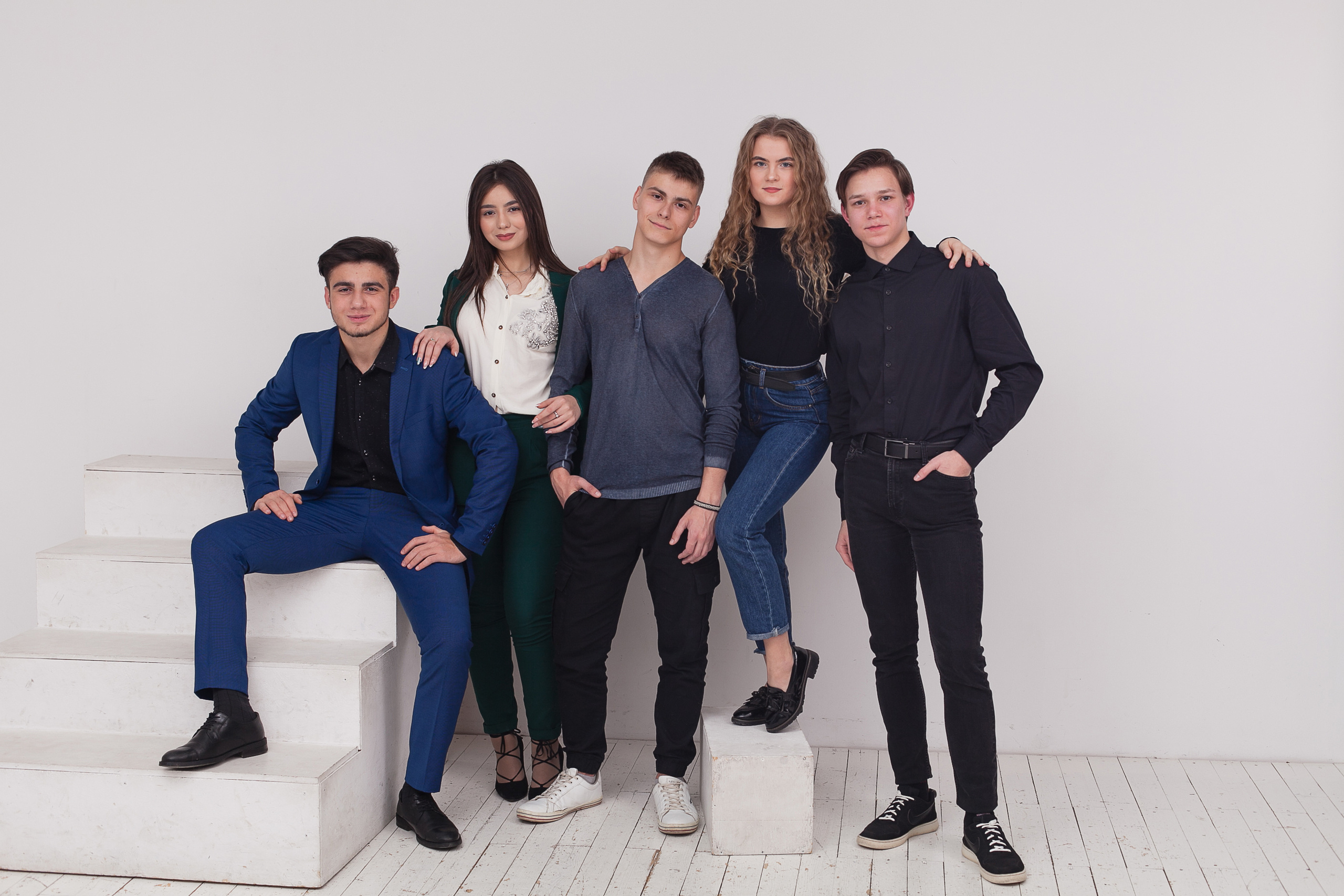 групповая фотография, фотография выпускников, фотография с друзьями, школьные друзья, школьники, школьный фотограф Ярославль